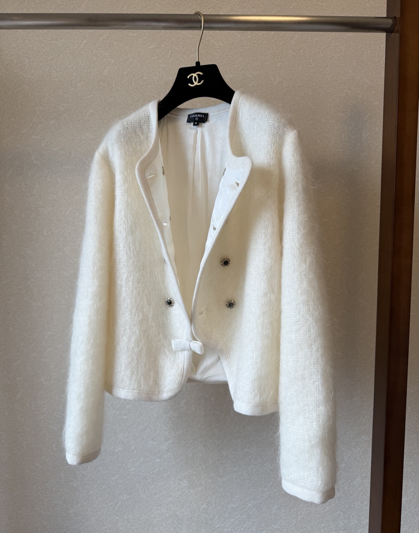 Chanel-Style Cardigan: Soft Mohair Knit with Pearl Buttons & Bow Details 3 i1764645053002 6140 0 1