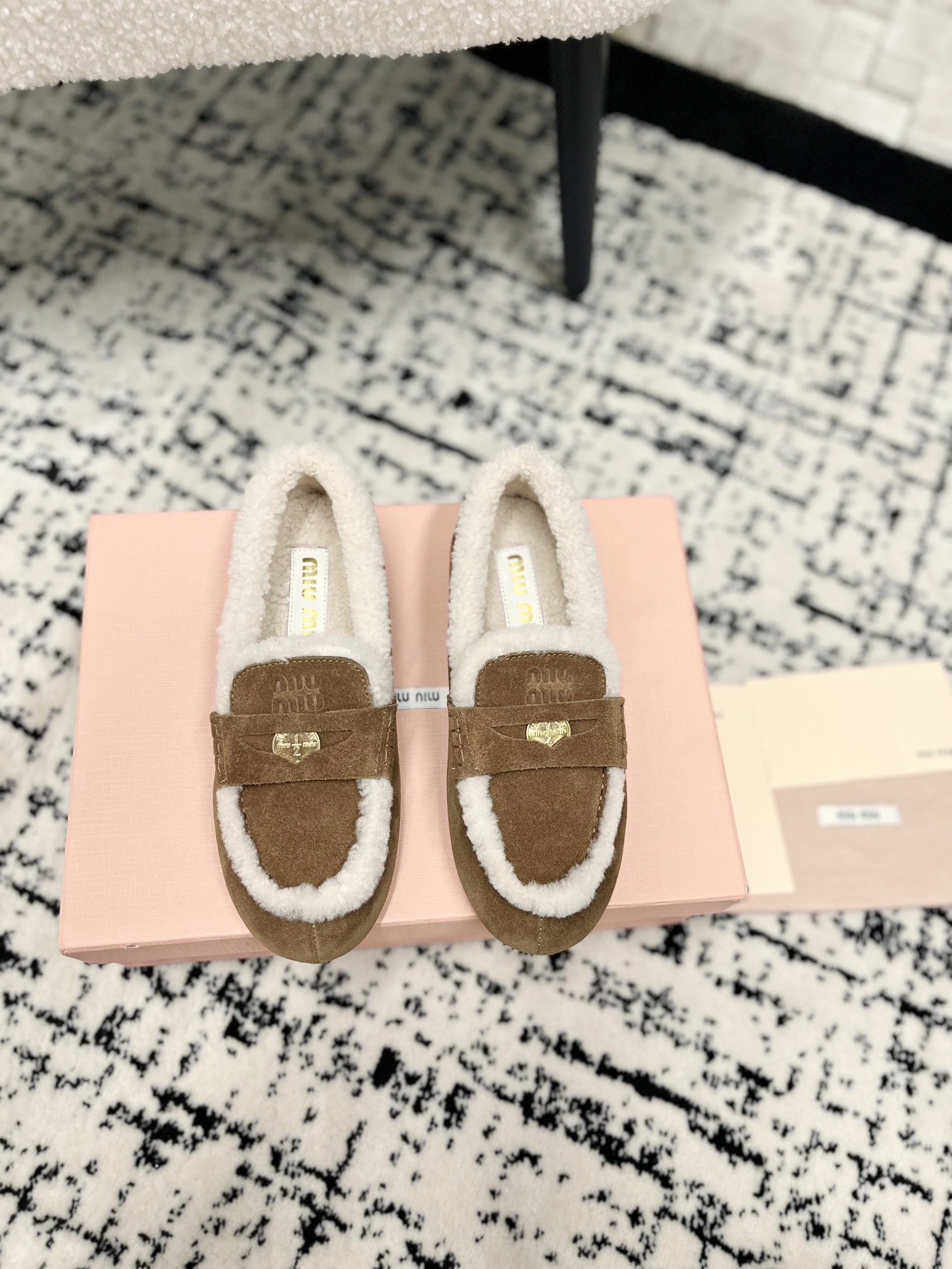 MiuMiu Zapatos Loafers Vintage