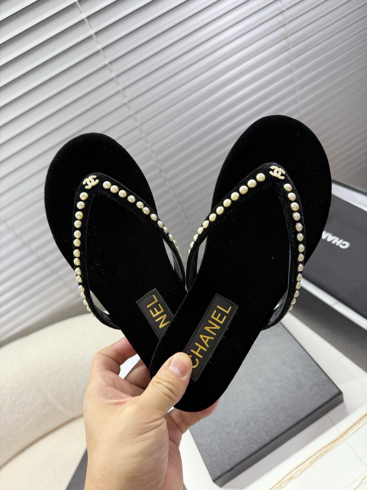 NO:781447,chanel flip-flops~~, split-toe shoes, chanel, slippers19860909chanel夹趾拖鞋~~,分趾鞋,chanel,slippers,Women's Shoes