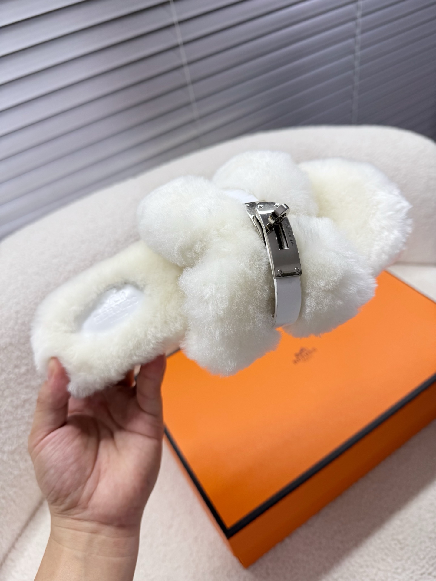 NO:558815,Hermes wool slippers~~, woolen slippers, hermes, slippers19860909Hermes羊毛拖鞋~~,毛毛鞋拖鞋,hermes,slippers,Women's Shoes