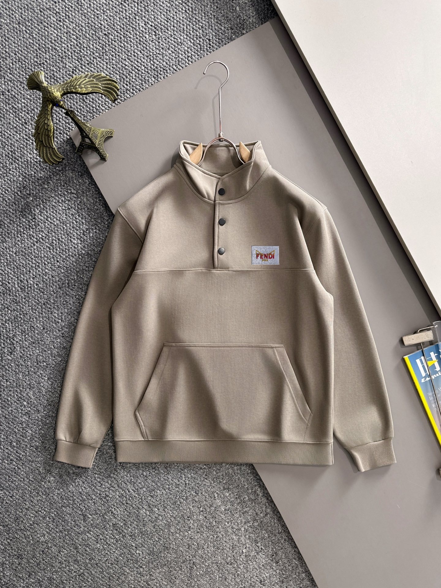 Sweat-Shirt Fendi Automne/Hiver 2025 - Confort et Élégance