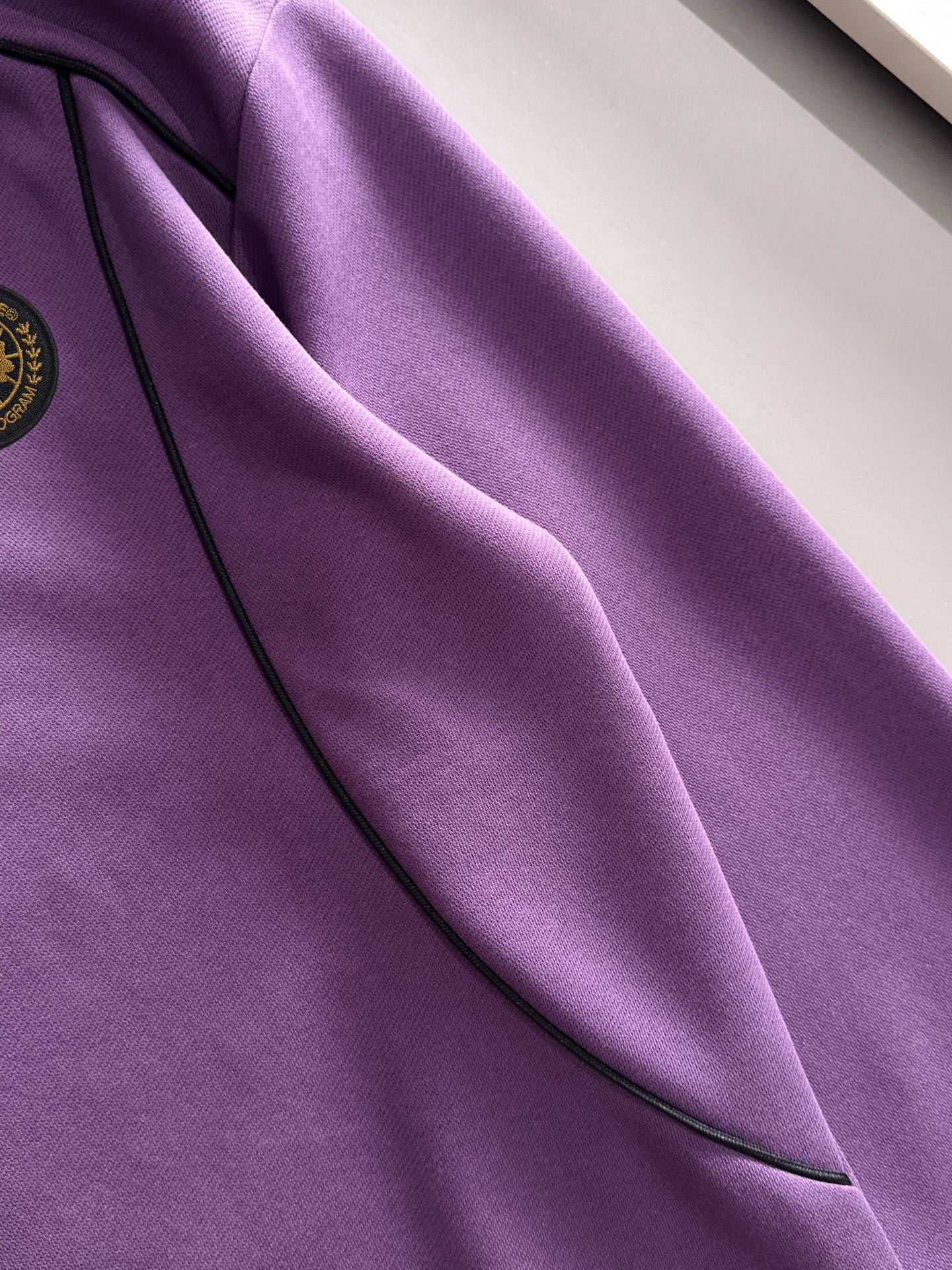 蒙口 P400 秋冬新作 男女兼用ラウンドネック長袖スウェット