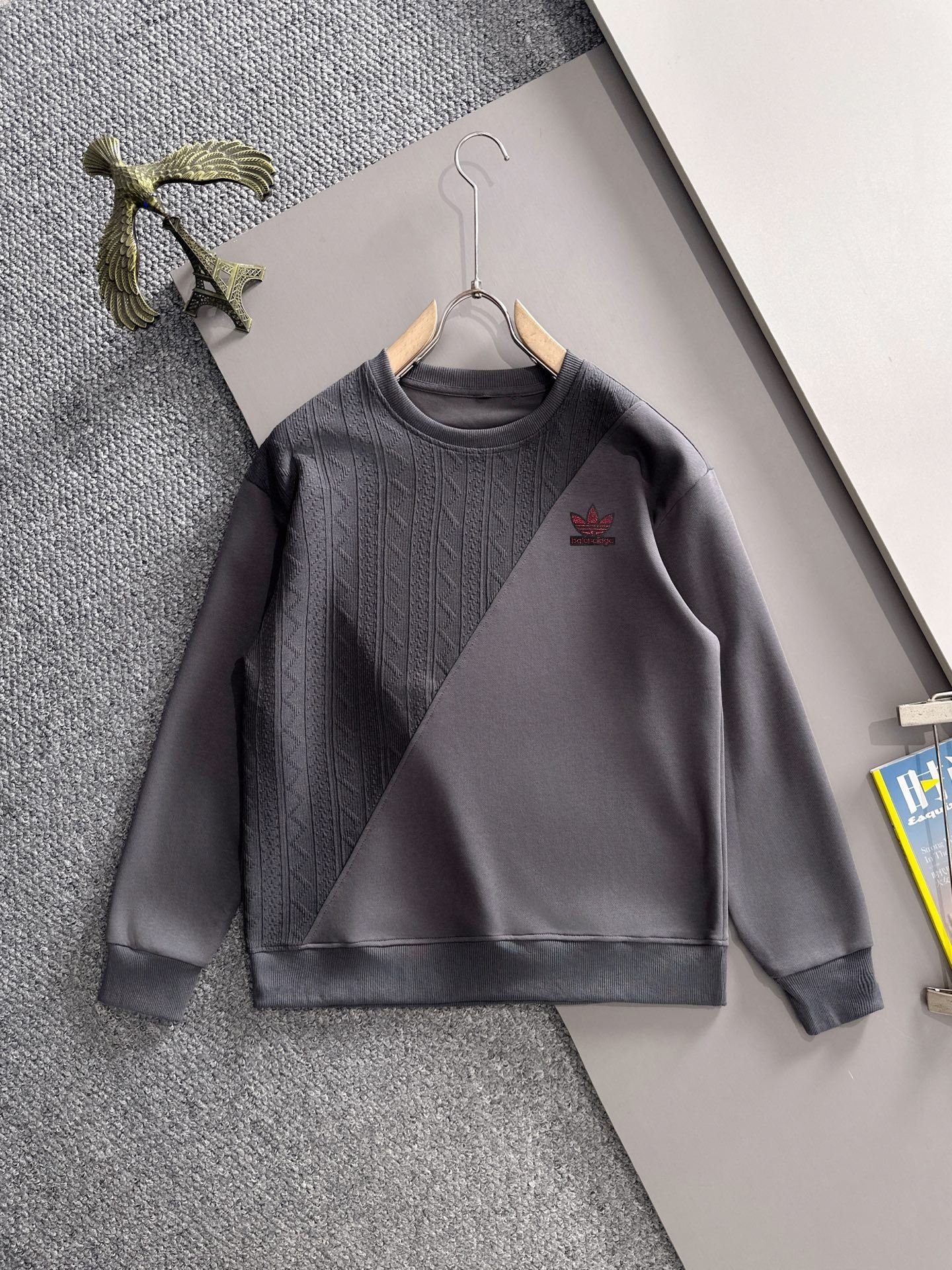 P400 パリ三叶草秋冬新款ラウンドネックスウェット 男女兼用