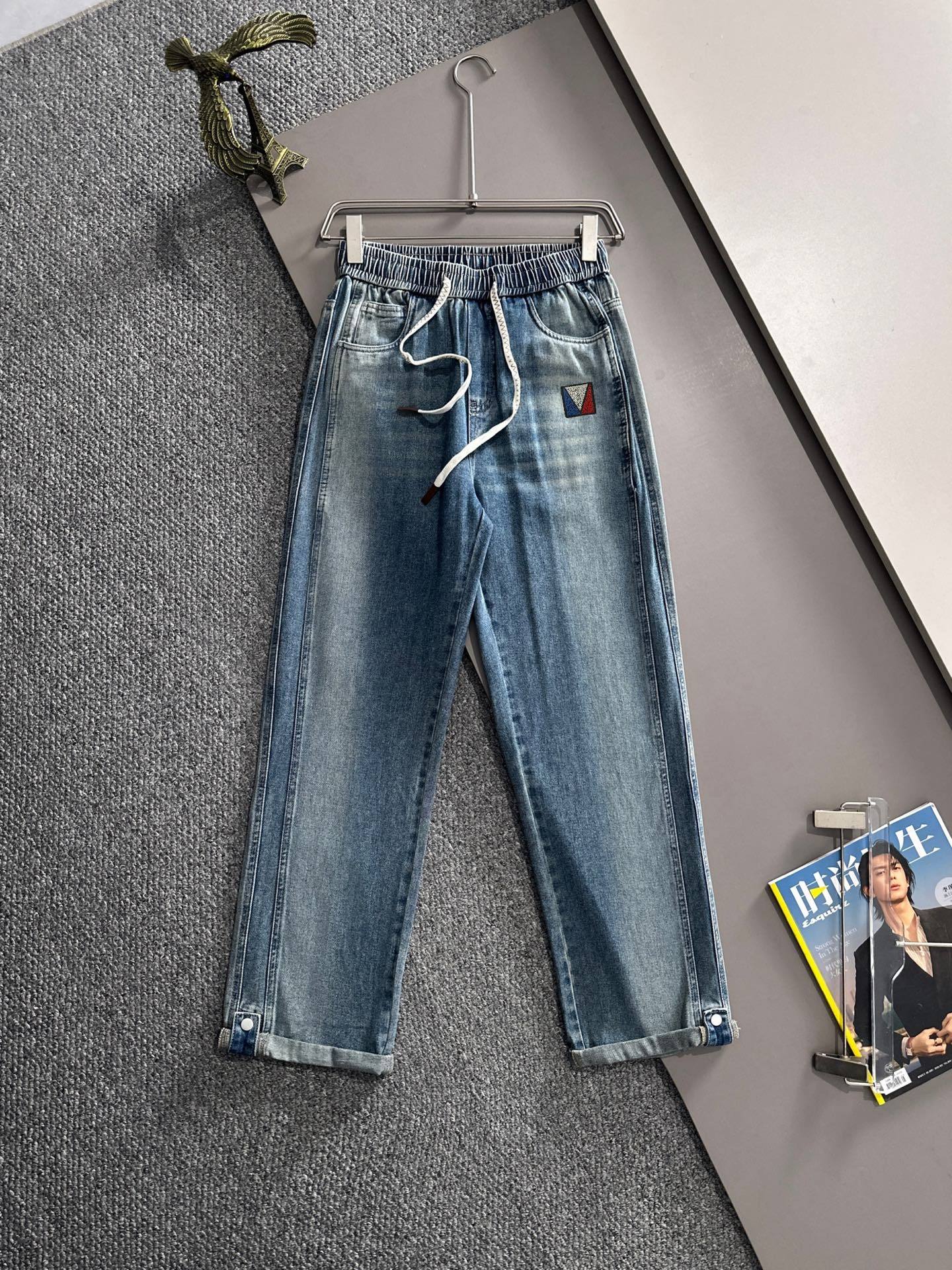 P180 LV2026 Pantalón recto vaquero ancho holgado de cuatro estaciones, ¡la tendencia en la tendencia! Muchos blogueros …