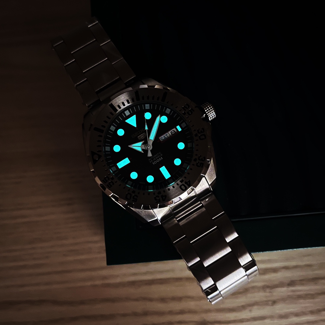 Super-SEIKO Mechanical Wristwatch: 966 Model Overview and Features - 图片 9