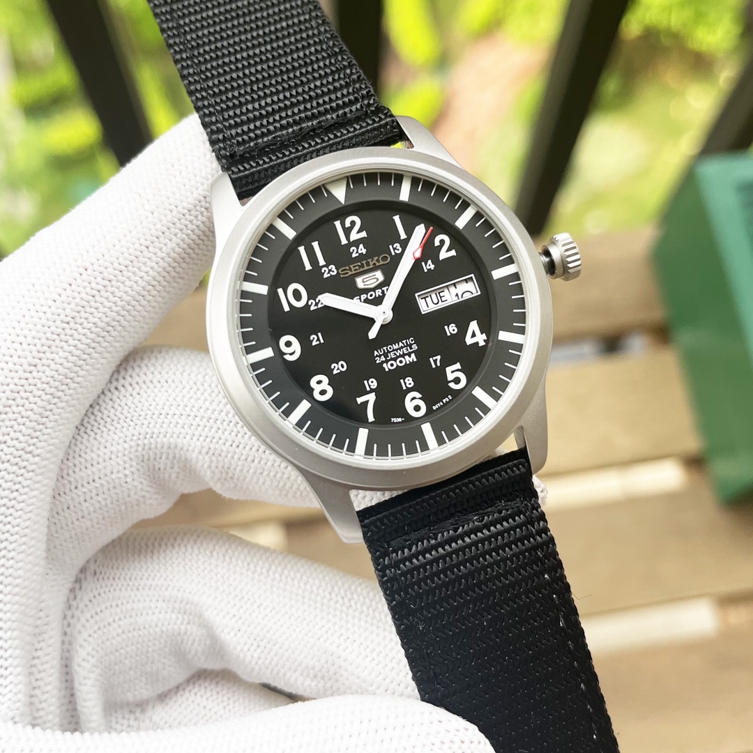 Super-Seiko Accelerator 7S36: Upgraded Automatic Watch with Sapphire Glass and Waterproof Design - 图片 2