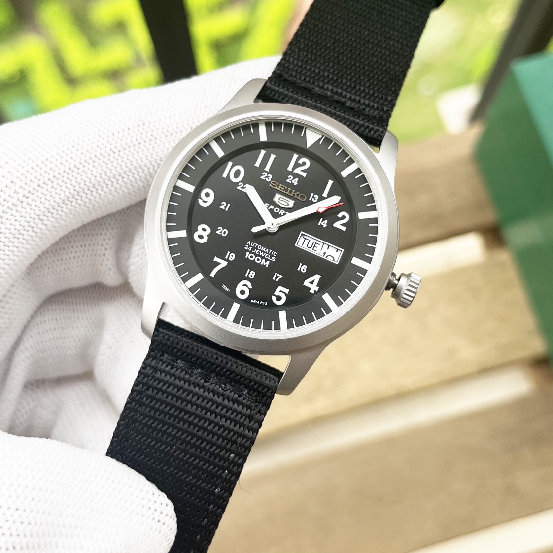 Super-Seiko Accelerator 7S36: Upgraded Automatic Watch with Sapphire Glass and Waterproof Design - 图片 4