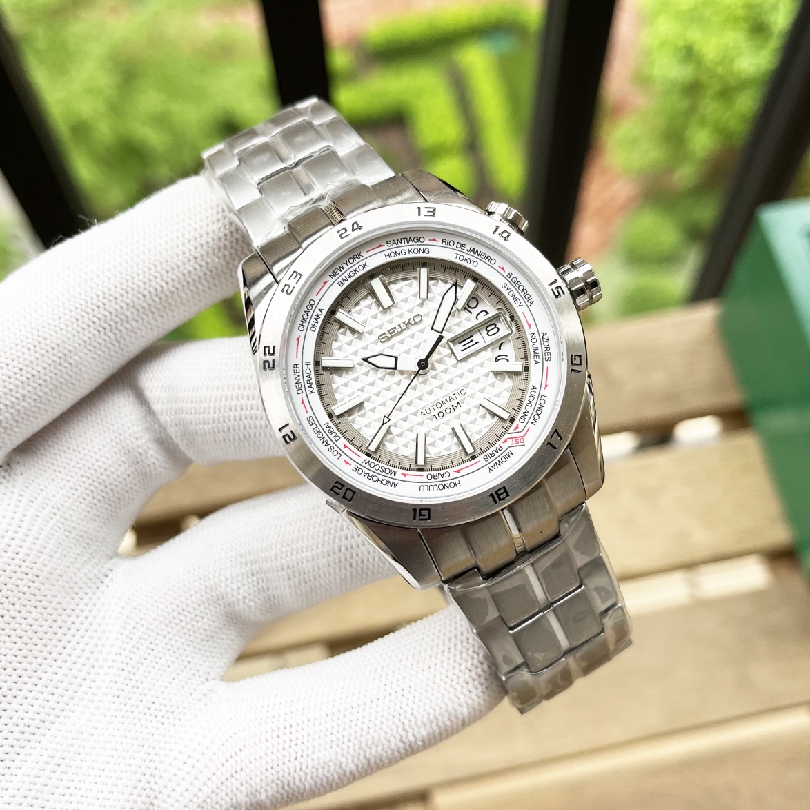 Super-SEIKO World Time Mechanical Watch: Features and Specifications - 图片 4