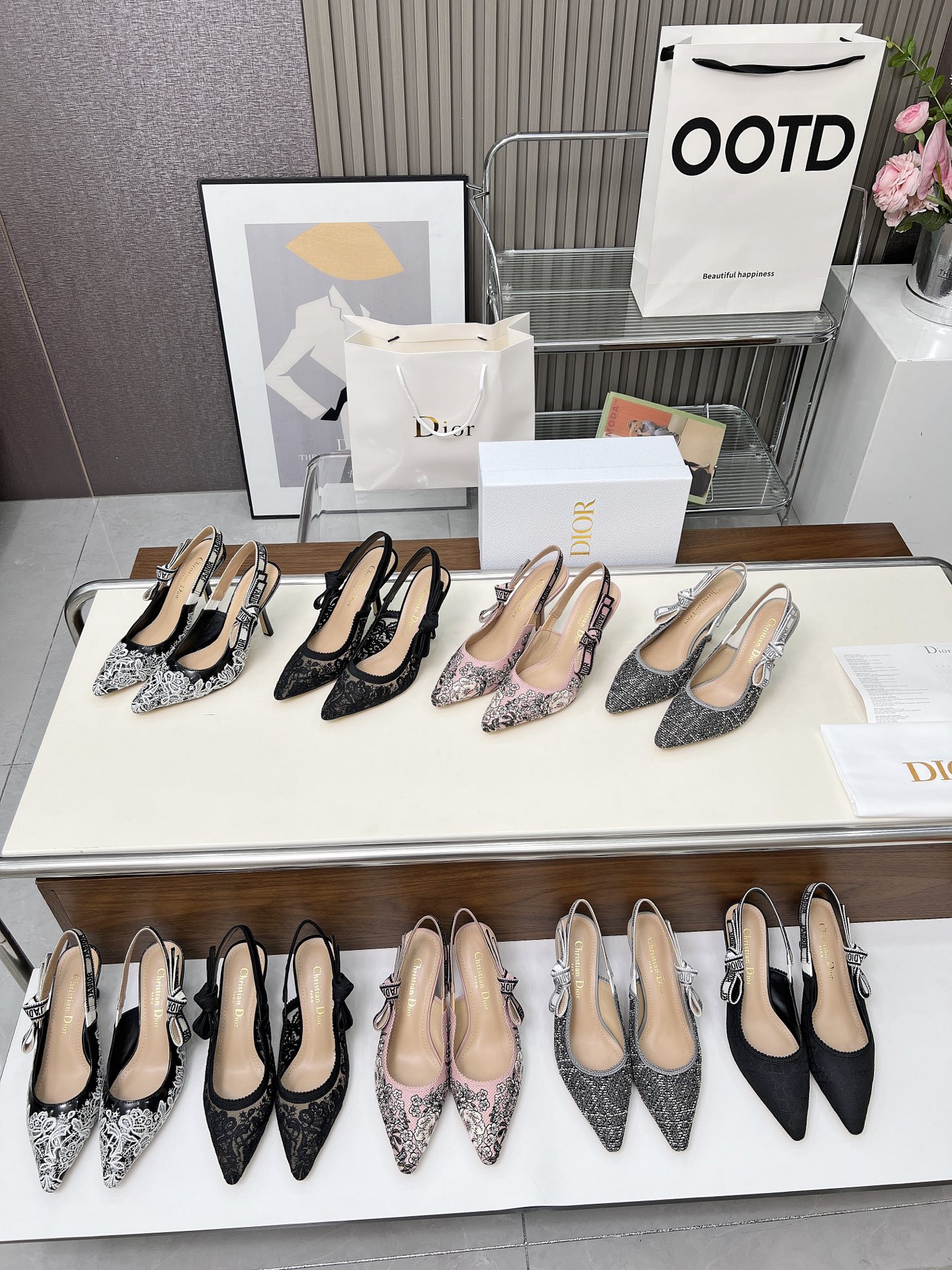 NO:724858,Rubber sole genuine leather sole Dior embroidered high heels embroidered pattern letter logo web sandal style spring and summer latest jacquard embroidered pattern sandal style. Original purchase. Specially ordered materials. One to one zero gap replica!  Material Original custom-made eco-friendly embroidered upper + top-grade sheepskin lining + pure copper hardware buckle Size 34 to 42, high heels, dior, dior, sandals, high heels, sheepskin19860909橡胶底真皮底 迪奥 Dior 刺绣高跟鞋 刺绣图案 字母logo织带凉鞋款 春夏最新提花刺绣图案凉鞋款. 原版购入. 特订材料. 一比一零差距复刻！ 材质原版订制环保刺绣鞋面+顶级羊皮内里+纯铜五金扣 码数34到42,高跟鞋,dior,dior,sandals,high heels,sheepskin,Women's Shoes