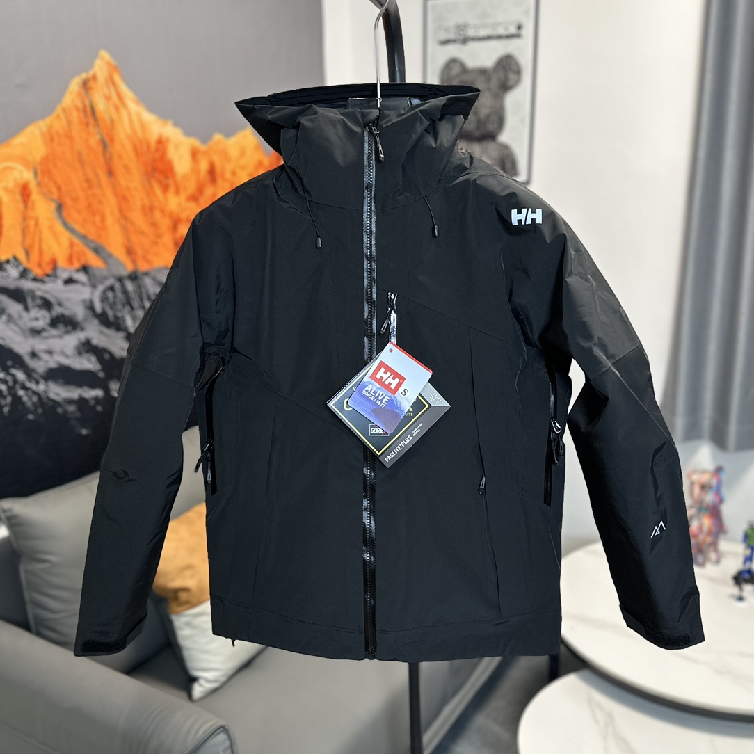 Helly Hansen Cold-Proof Suit with High-Performance Features and 90% White Duck Velvet