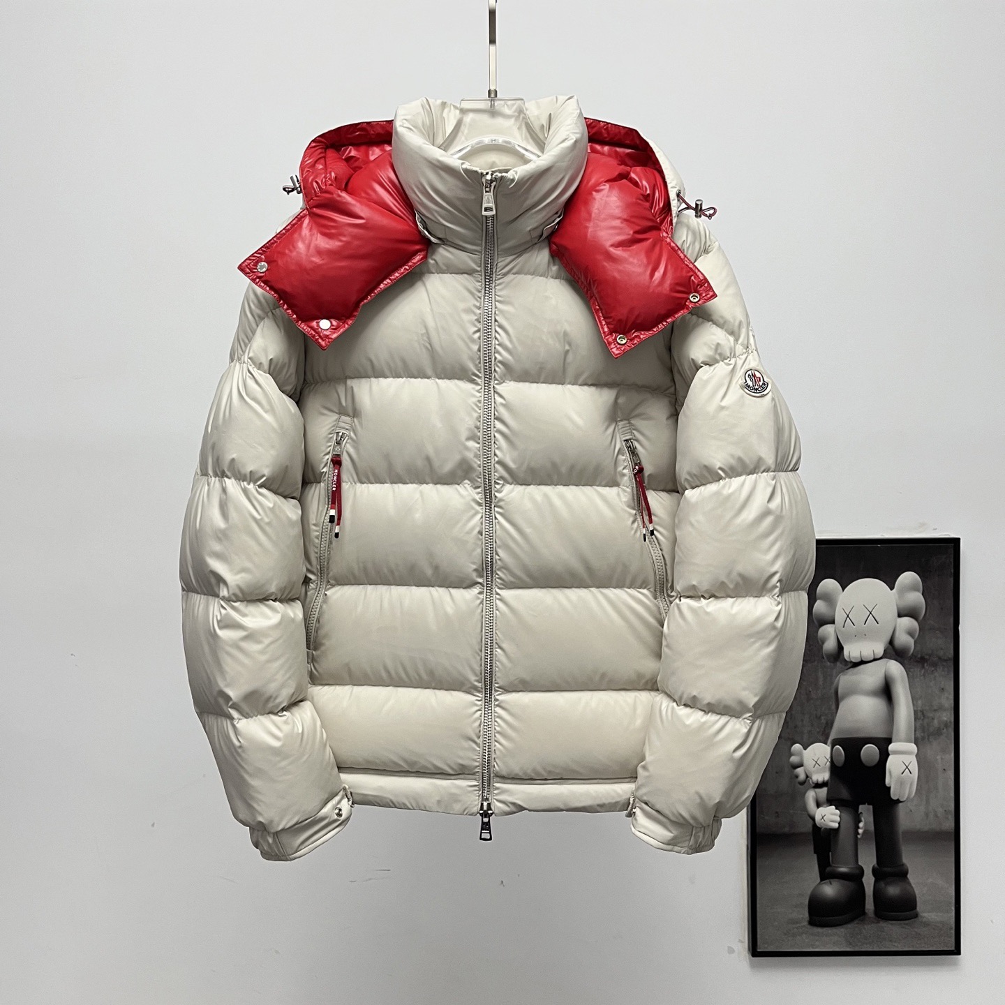 Moncler モンクレール P640 羽織る防寒ダウンジャケット 男女兼用