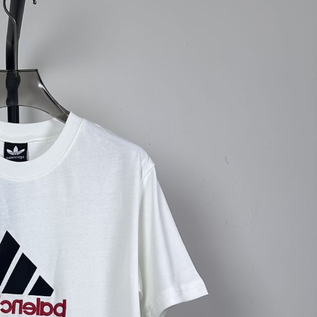 Balenciaga 官网品质BLCG/BALENCIAGA/巴黎世家联名Adidas前面 LOGO组合，双面正反穿搭刺绣短袖T恤#