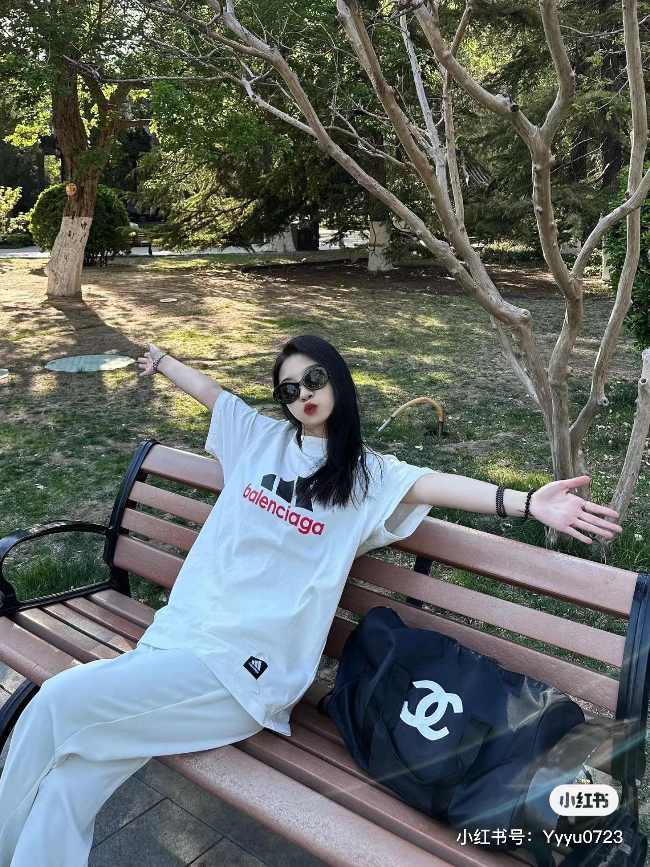 Balenciaga 官网品质BLCG/BALENCIAGA/巴黎世家联名Adidas前面 LOGO组合，双面正反穿搭刺绣短袖T恤#