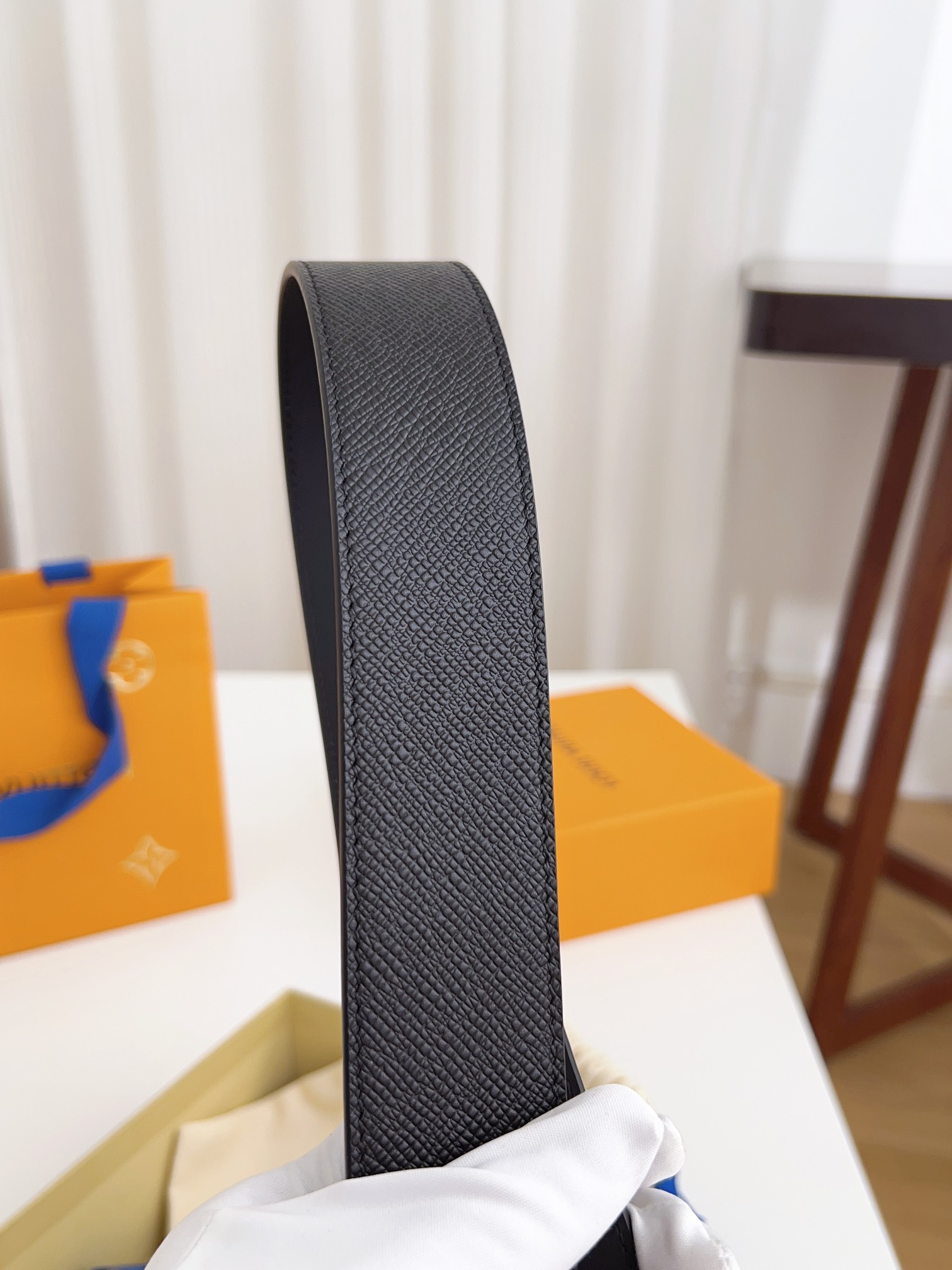 上質でスタイリッシュなベルトを厳選