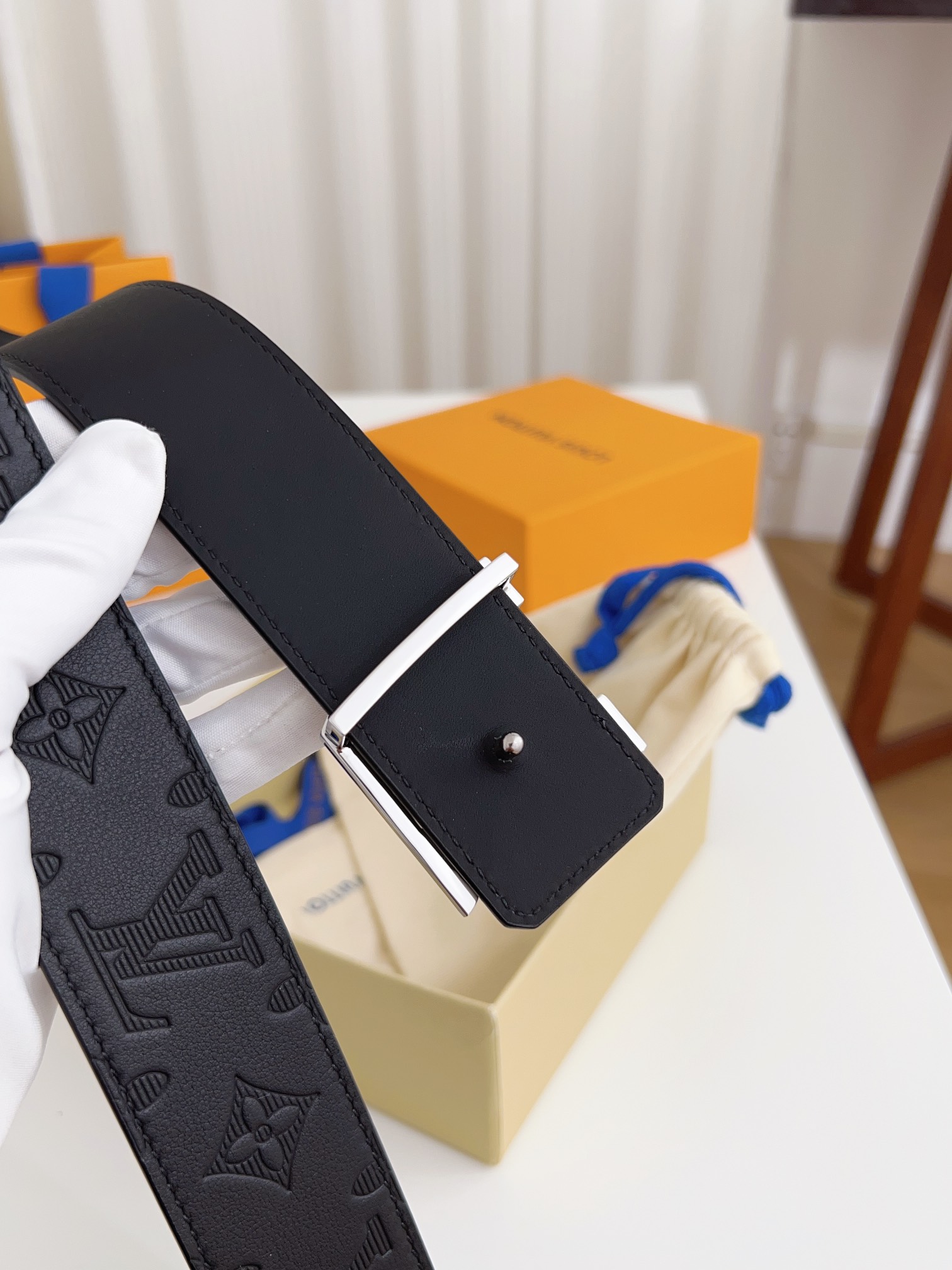 上質でスタイリッシュなベルトを厳選