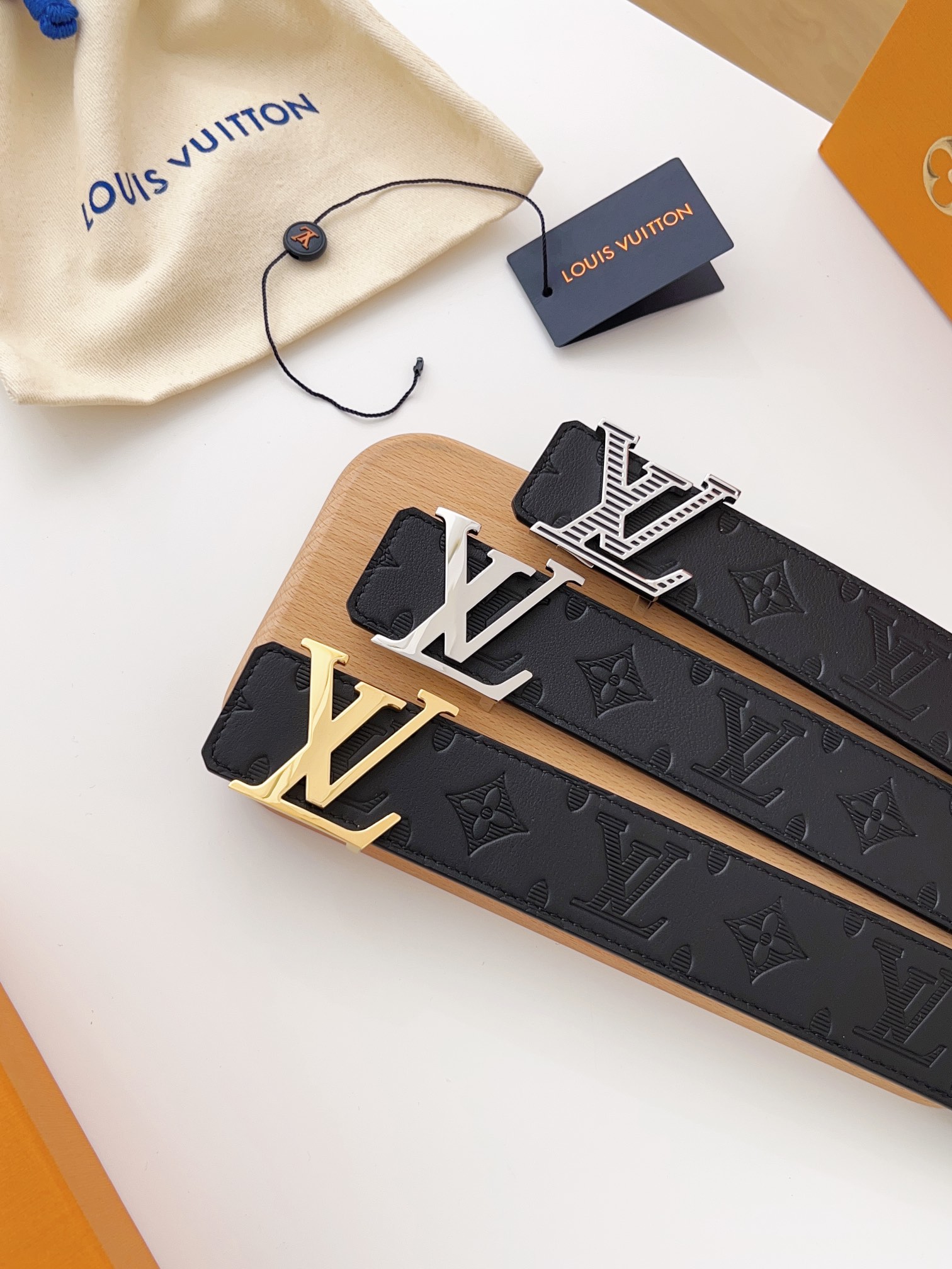 上質でスタイリッシュなベルトを厳選