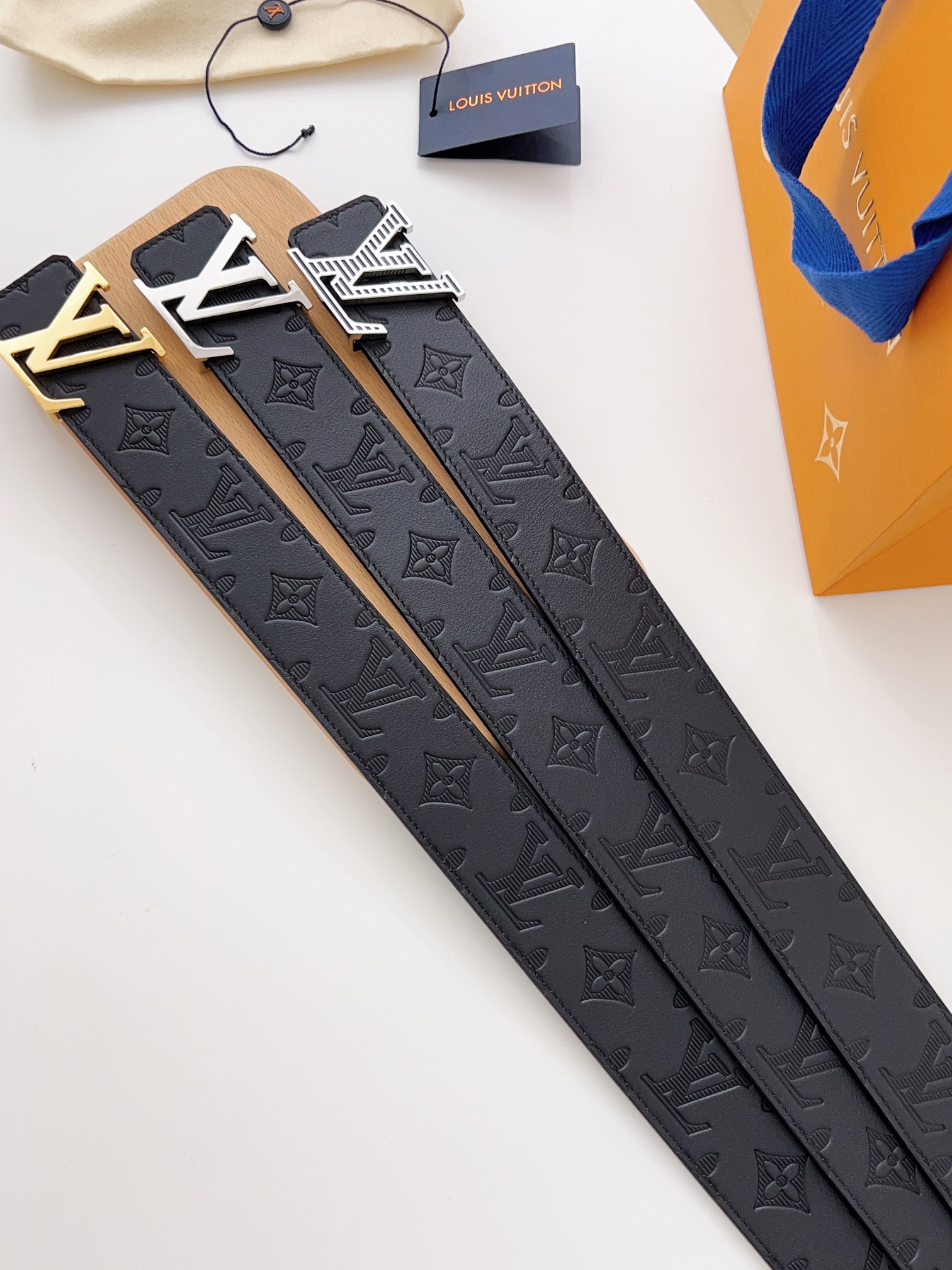 上質でスタイリッシュなベルトを厳選