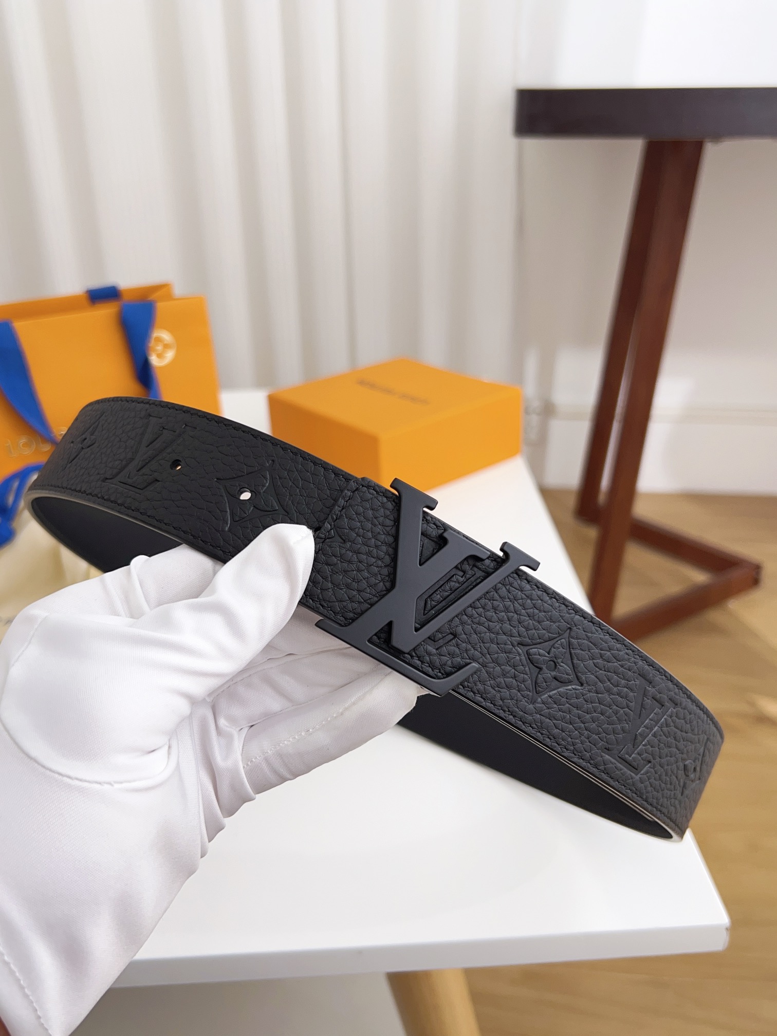 上質でスタイリッシュなベルトを厳選