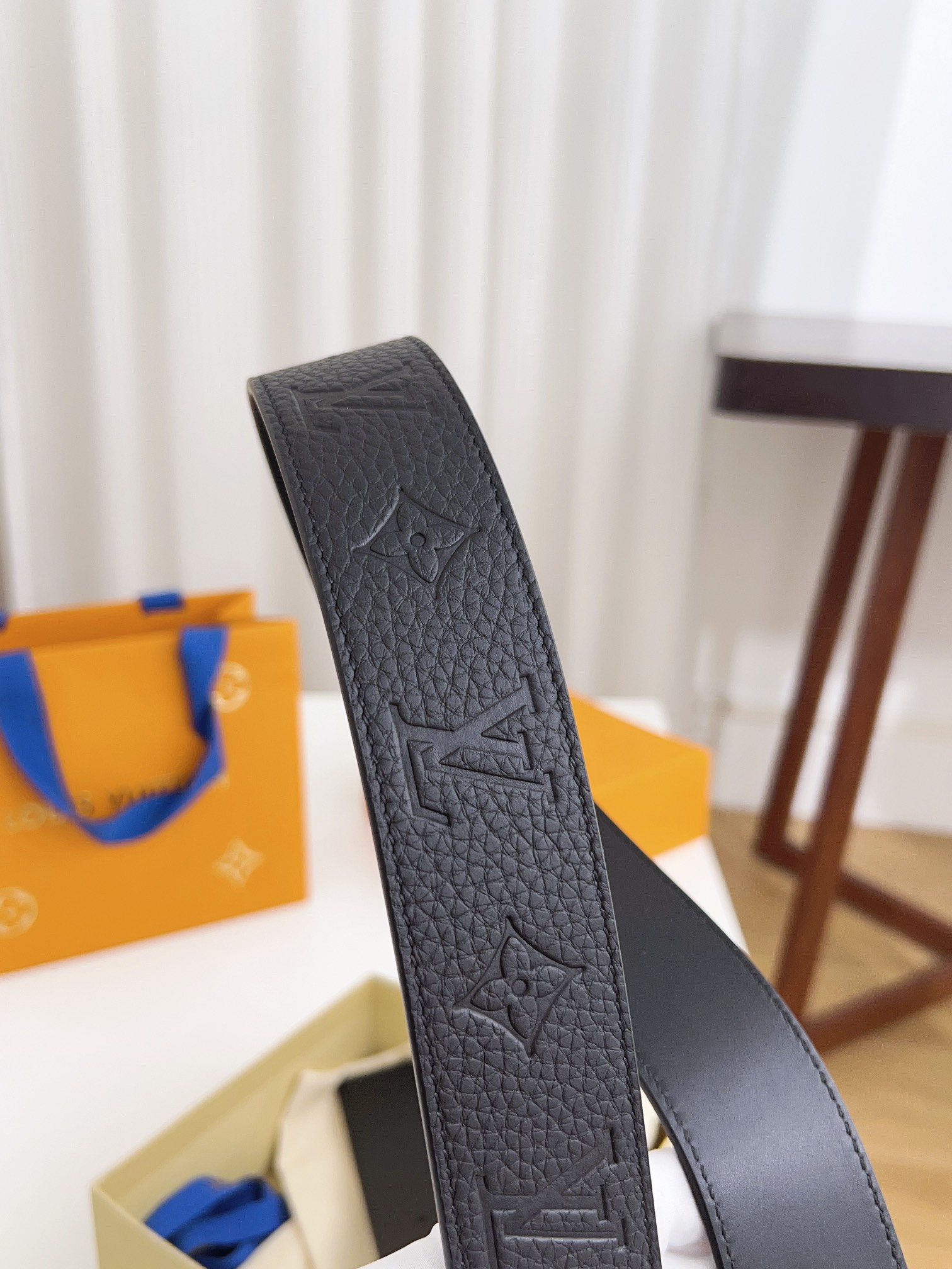 上質でスタイリッシュなベルトを厳選