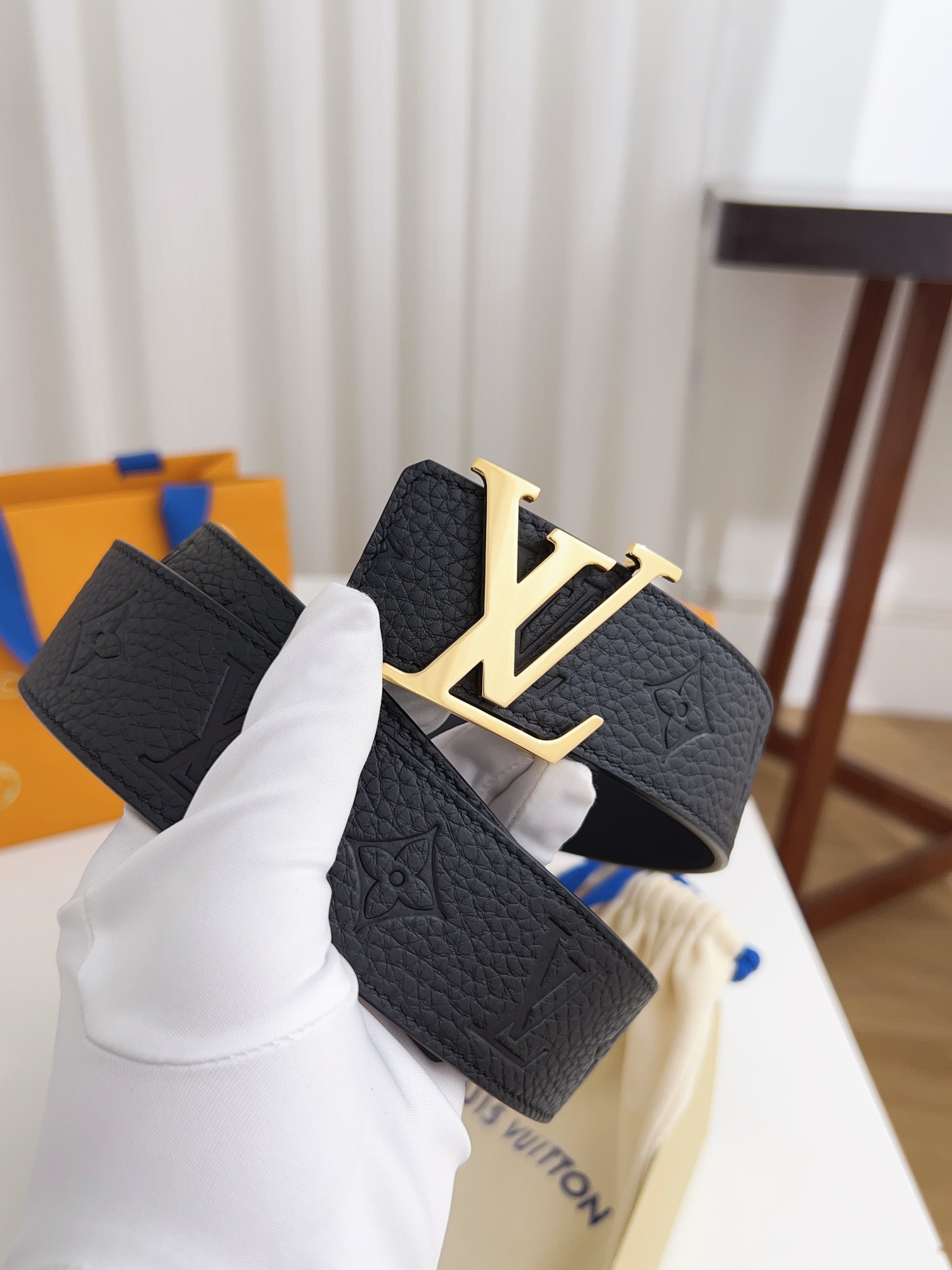 上質でスタイリッシュなベルトを厳選