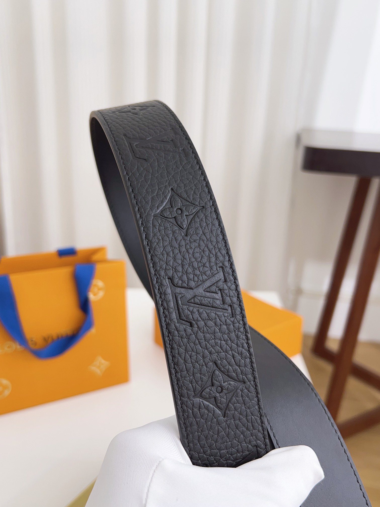 上質でスタイリッシュなベルトを厳選