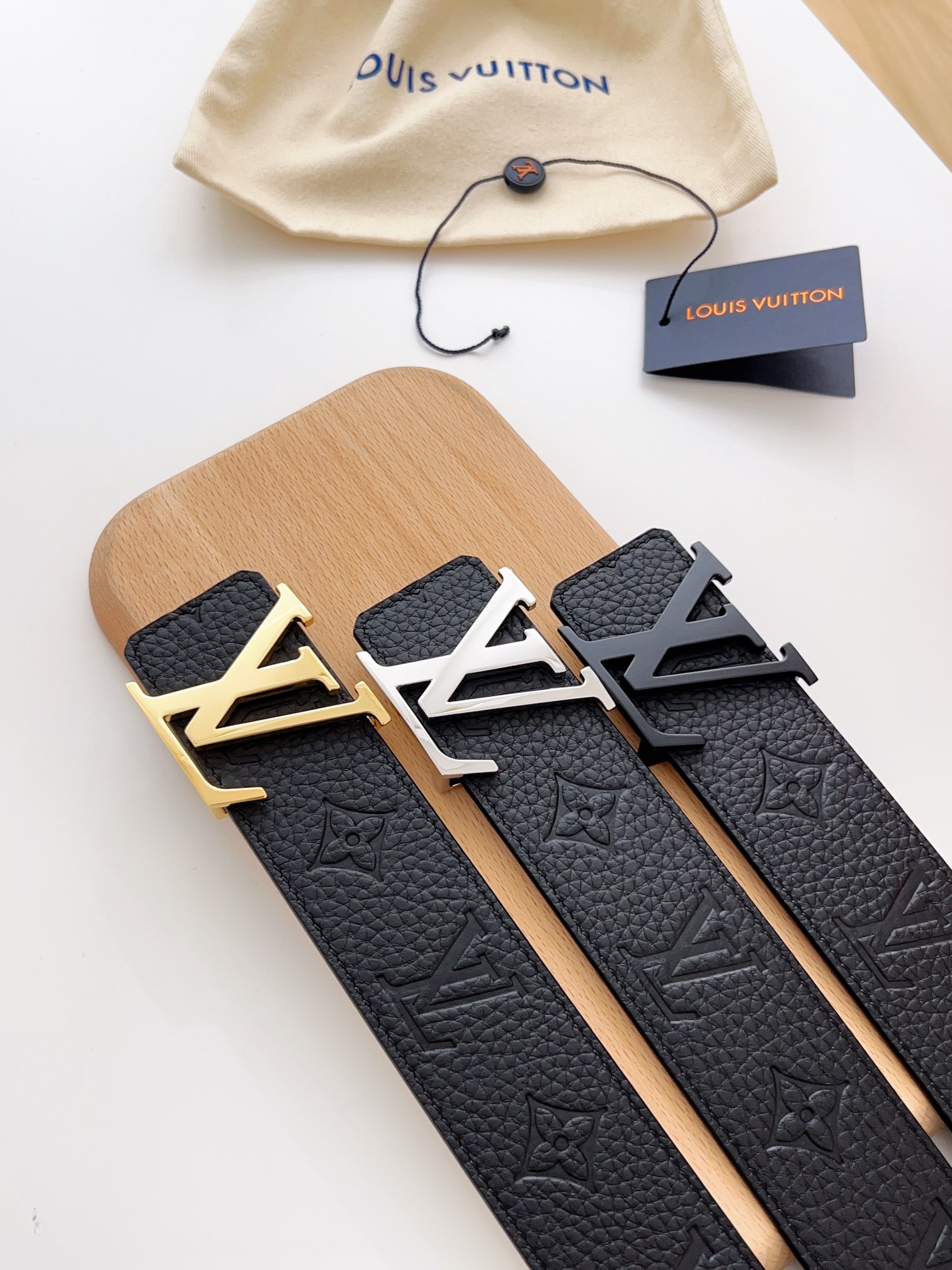 上質でスタイリッシュなベルトを厳選