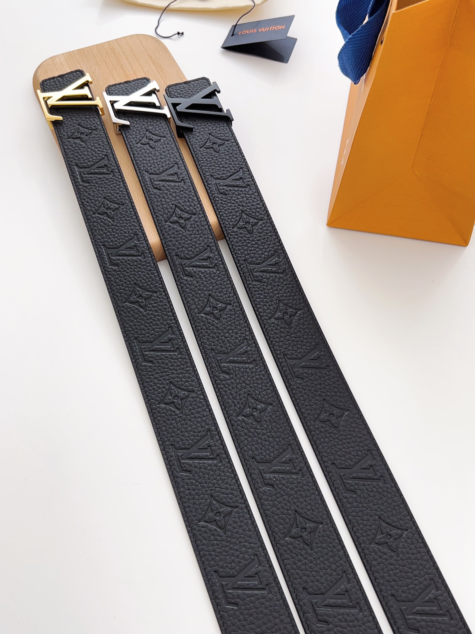 上質でスタイリッシュなベルトを厳選