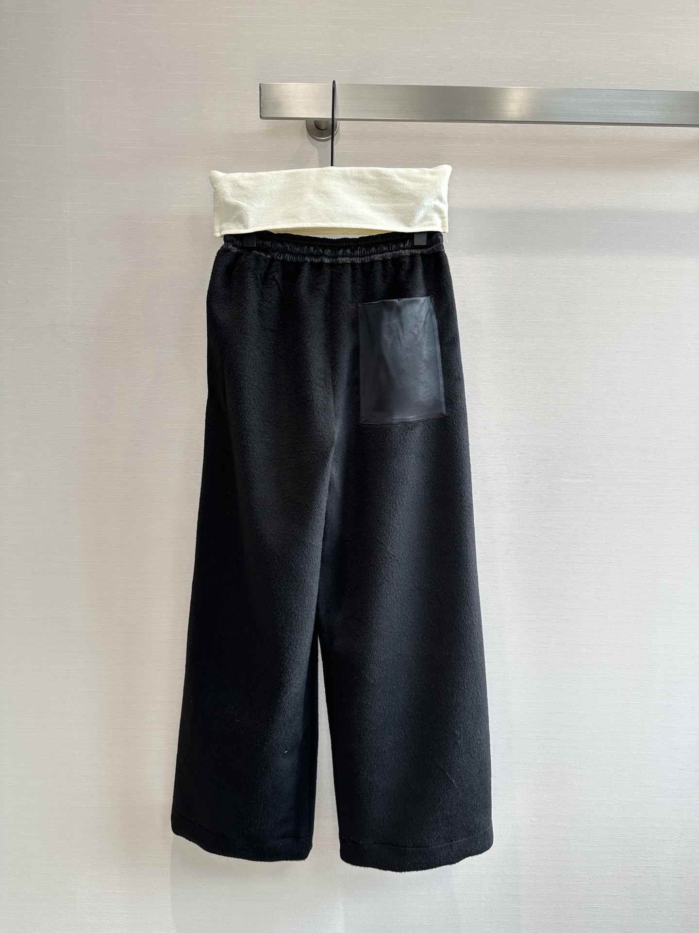 Jill’s 24SS New Winter Collection: High-Quality Women’s Clothes with Unique Design Elements - 图片 7