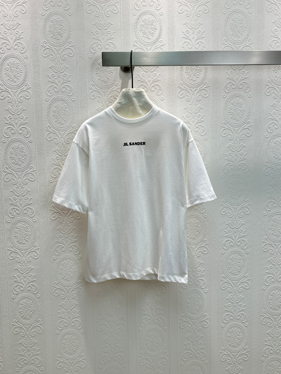 High-End Women’s Suit with Jil Letter Logo T-Shirt in New 25SS Spring Collection