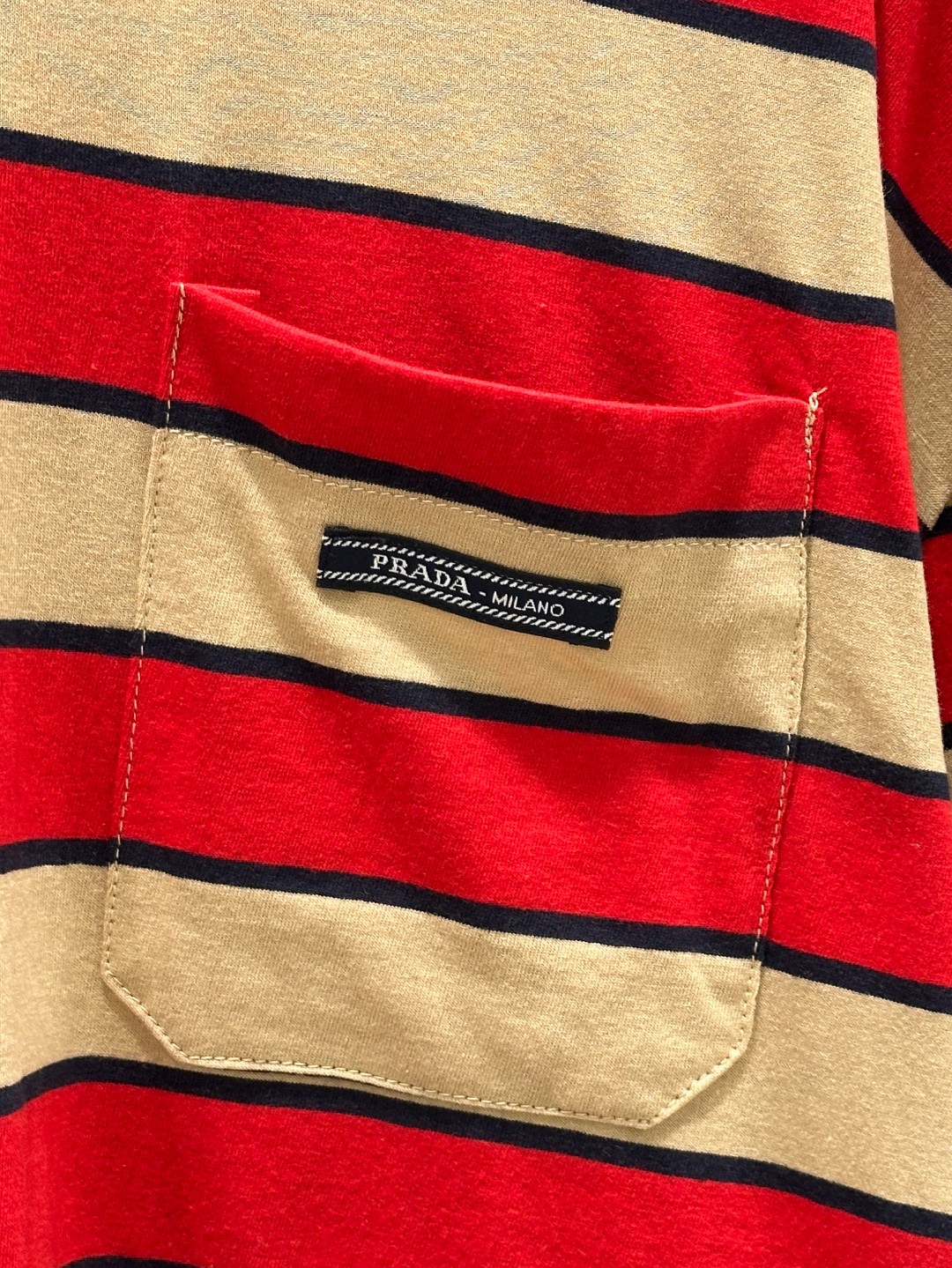 “High-Quality Women’s Clothes: P380 Family’s Red Striped Spring Collection” - 图片 6