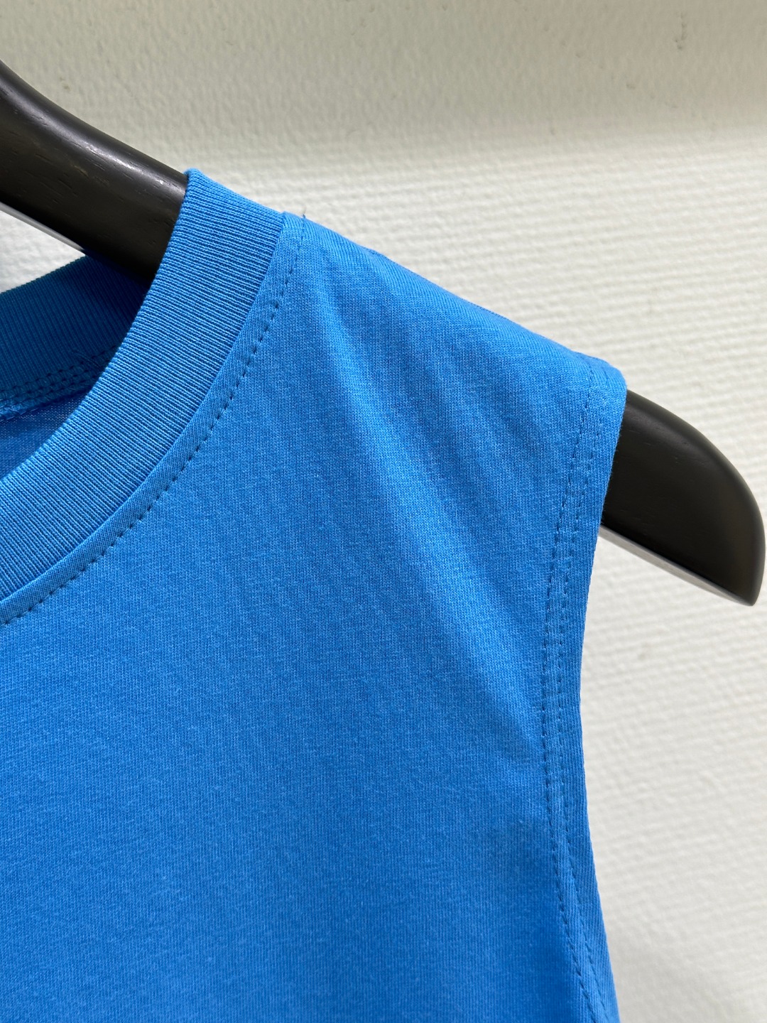 High-quality Women’s Suit Set with SS Spring/Summer New Arrivals – Cloak Vests, Velvet Logo - 图片 3