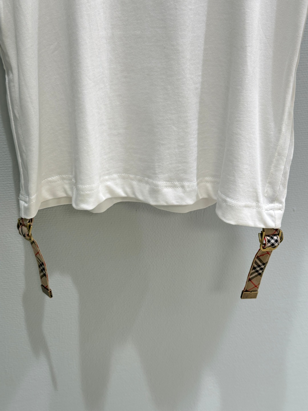 “High-Quality Women’s Suit: Barbara Embroidered Pure T-Shirts for 25SS Spring/Summer Collection” - 图片 8