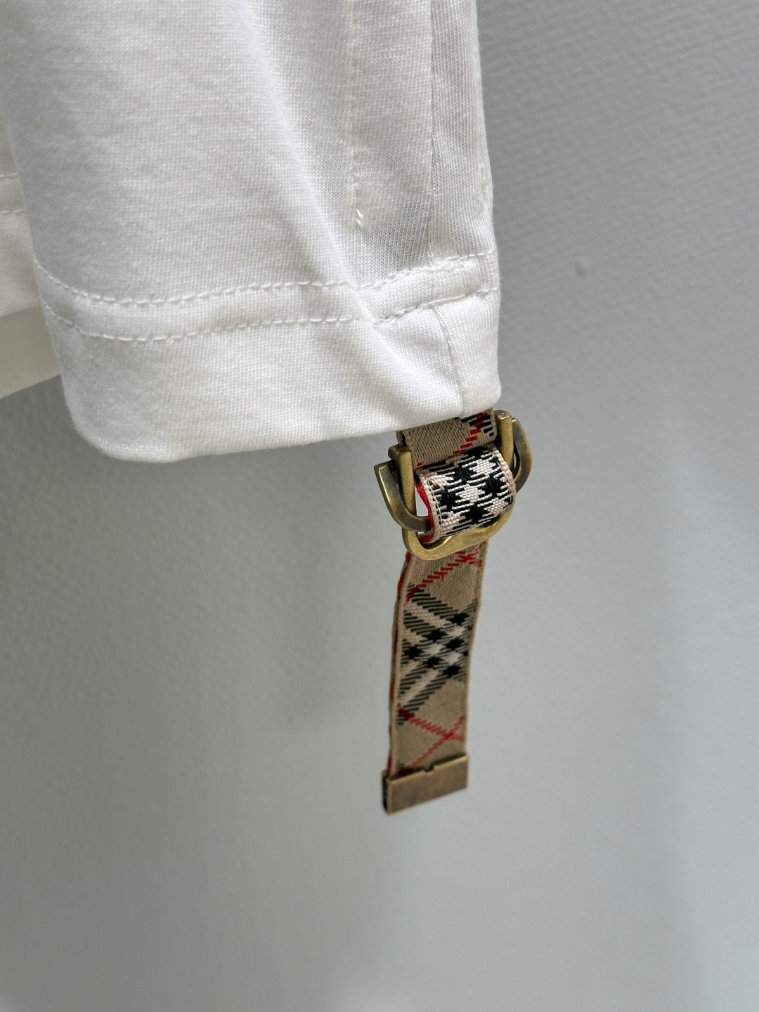 “High-Quality Women’s Suit: Barbara Embroidered Pure T-Shirts for 25SS Spring/Summer Collection” - 图片 7