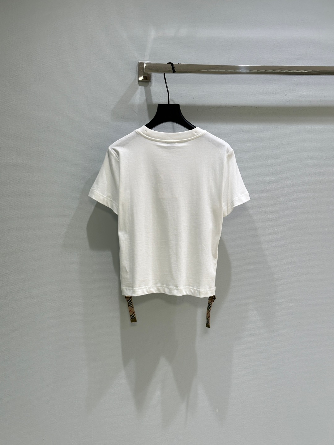 “High-Quality Women’s Suit: Barbara Embroidered Pure T-Shirts for 25SS Spring/Summer Collection” - 图片 9