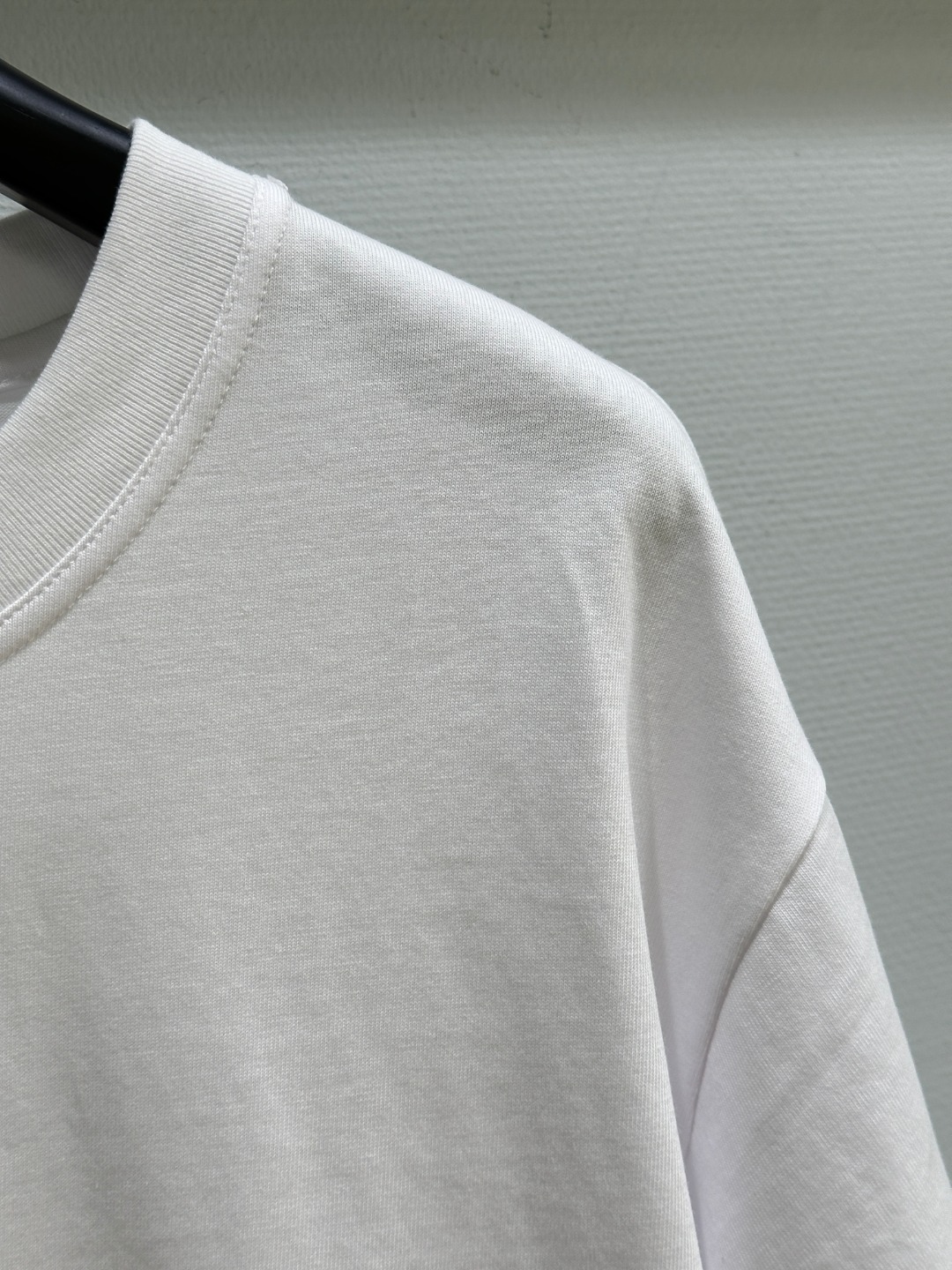 High Quality Women’s Clothes: Spring & Summer Collection – Embroidered T-Shirts in Pure Cotton - 图片 5