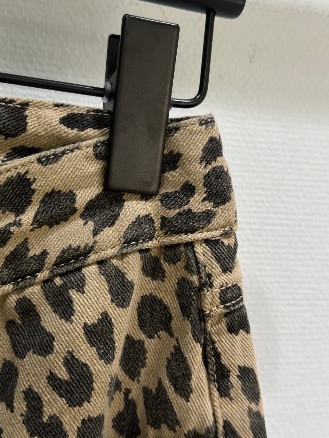 High Quality Women’s Clothes for Spring Season with DG Packaging – Wrinkle Resistant and Available in Various Sizes - 图片 4