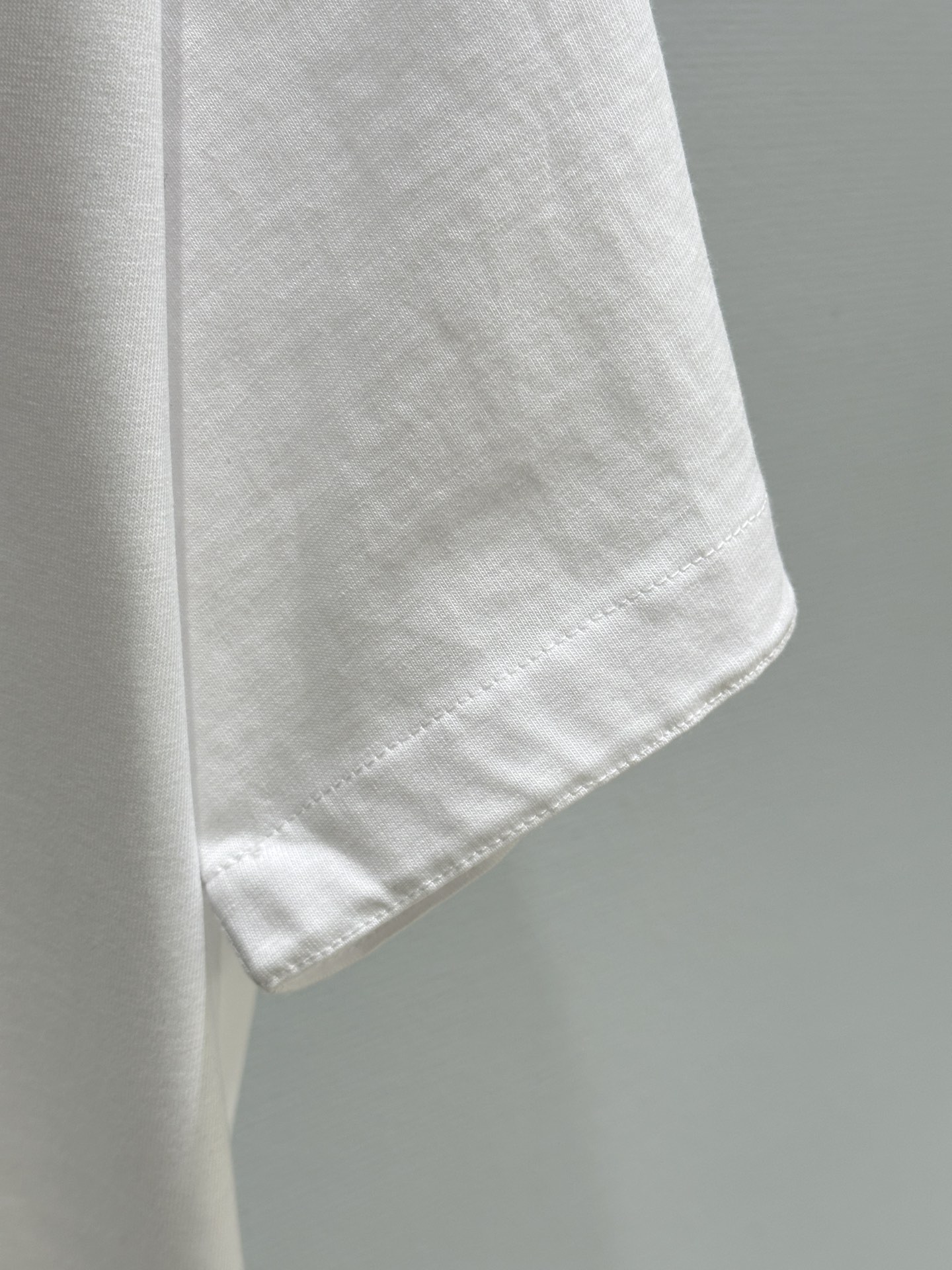 High Quality Women’s Clothes: SS Spring and Summer Collection Featuring Bunny Shorts and T-Shirts - 图片 3