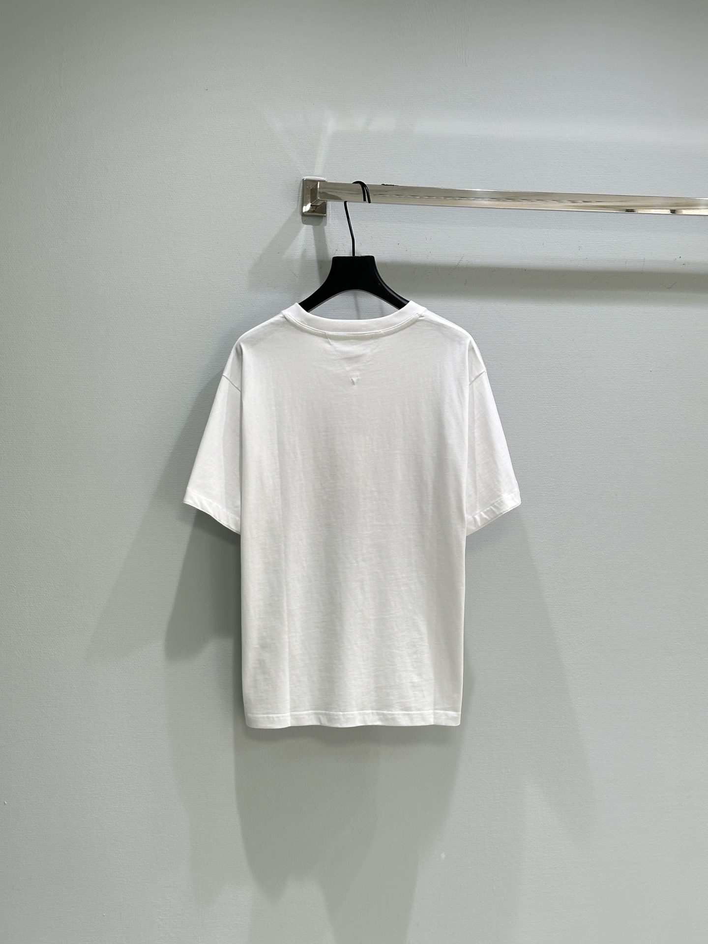 High Quality Women’s Clothes: SS Spring and Summer Collection Featuring Bunny Shorts and T-Shirts - 图片 6