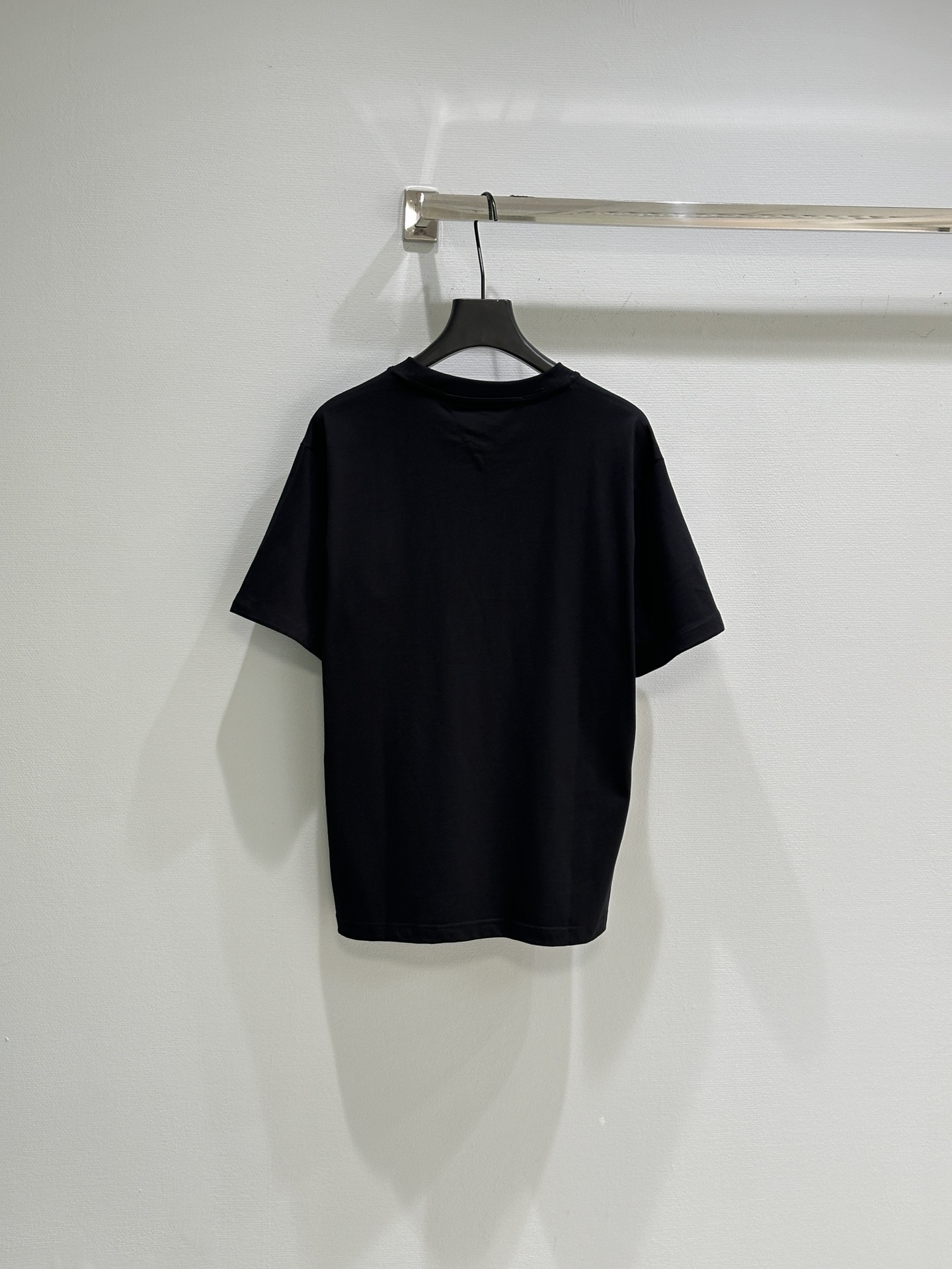 “High-Quality Women’s Clothes: SS Spring & Summer New Collection with Bunny Shorts and T-Shirts” - 图片 8