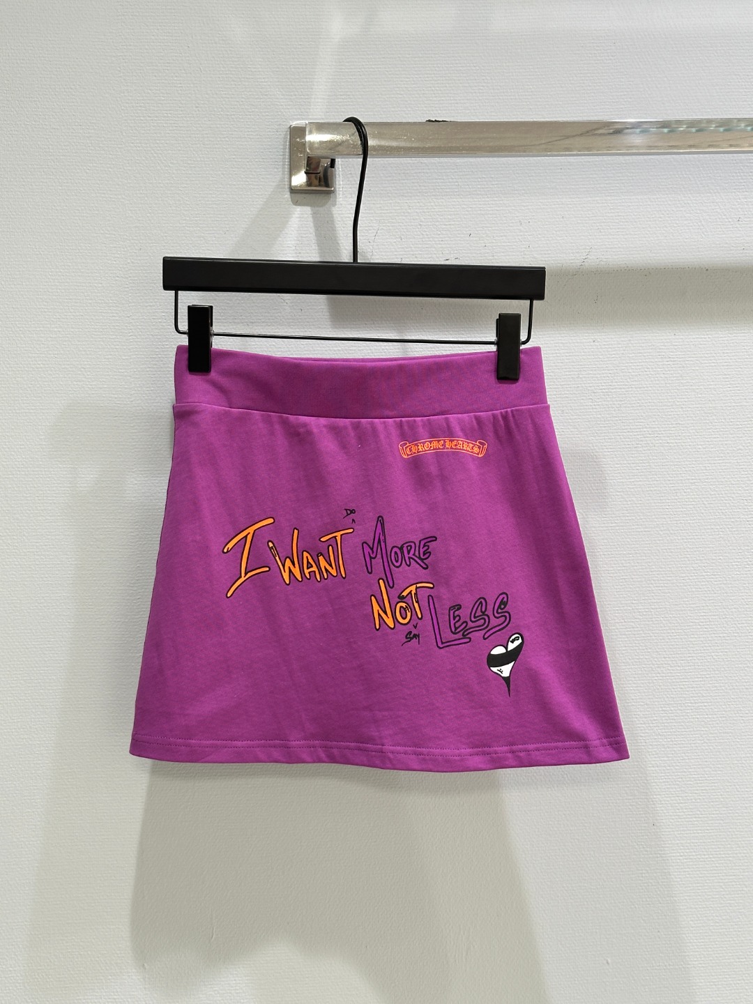 “High-End Female Dress: Purple Crocson Mattyboy Shirt and Skirt Set” - 图片 3