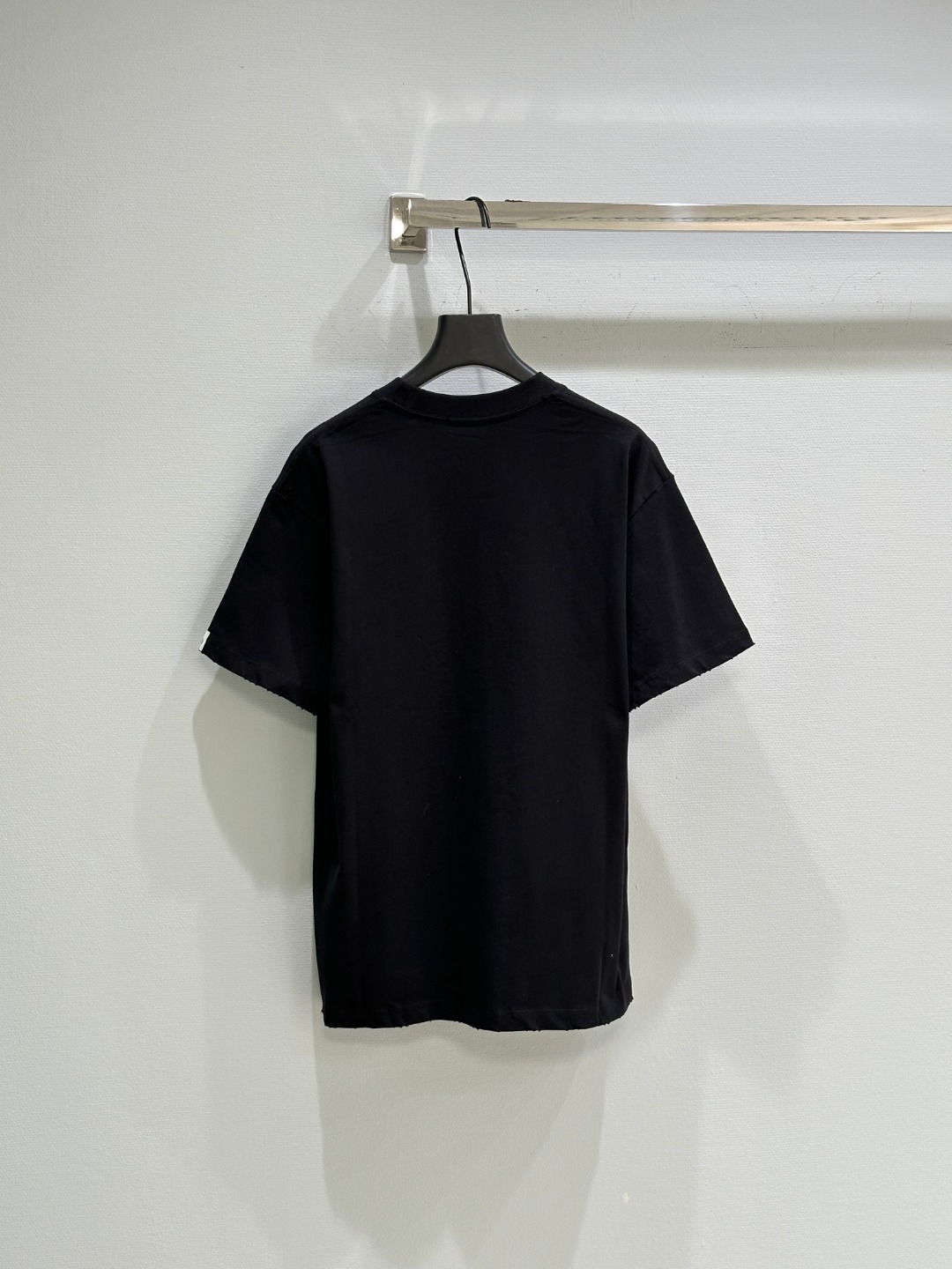 “New ALO Cotton T-shirt Dress with SS Springs: Unique Design and Loose Fit” - 图片 7