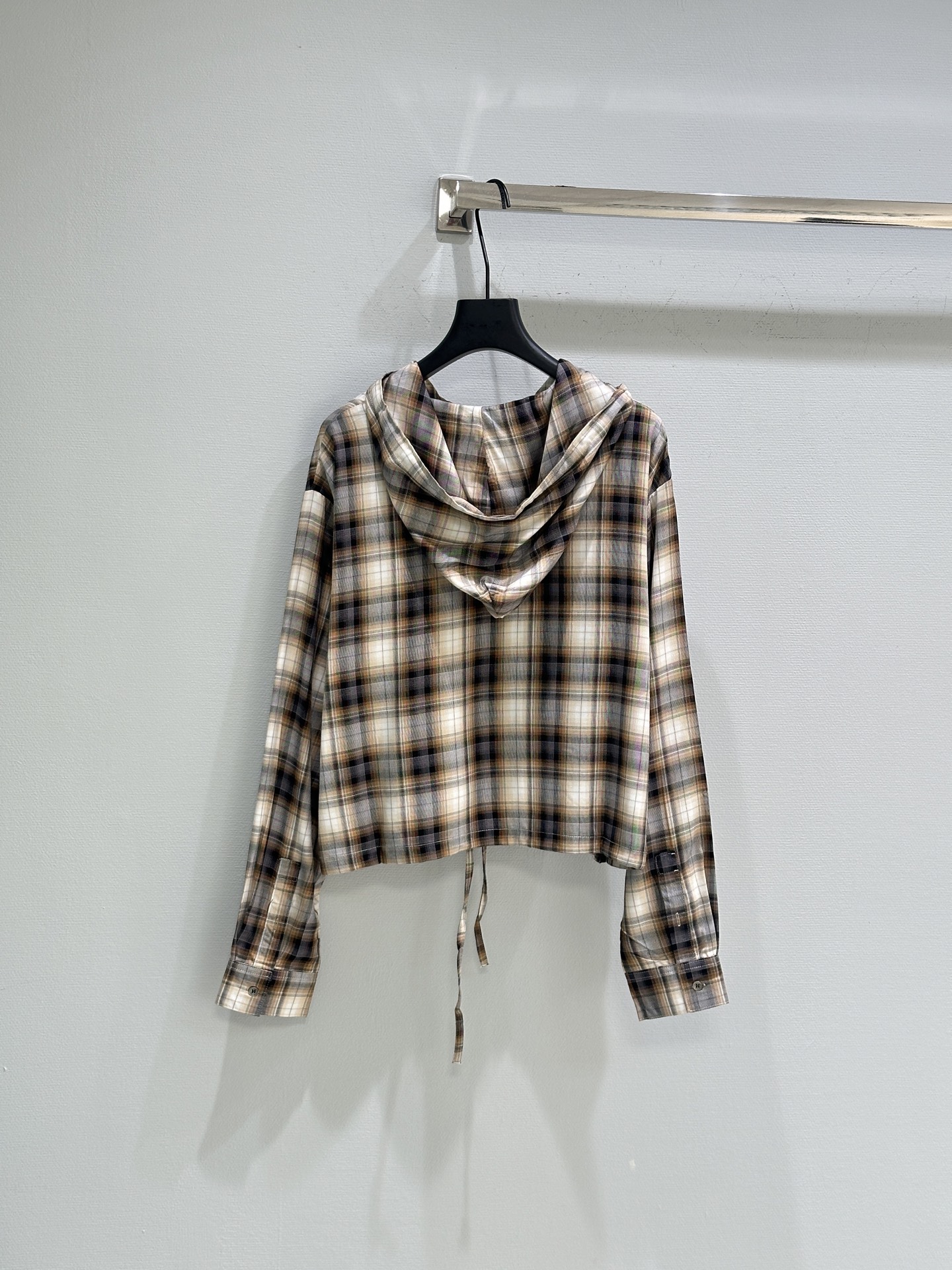 New Summer Collection: Women’s Skin-Proof Shirts and Hooded Shirts with Grid Design - 图片 7