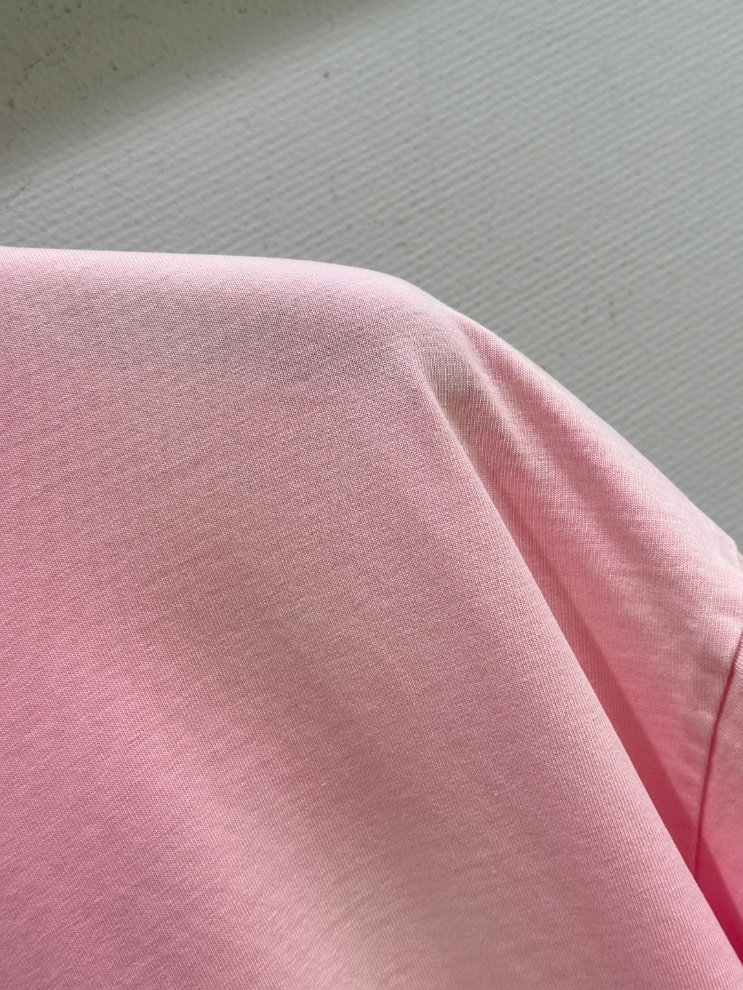 High Quality Women’s Clothes: ALO Bubble Board T with Bubble Logo Design - 图片 3