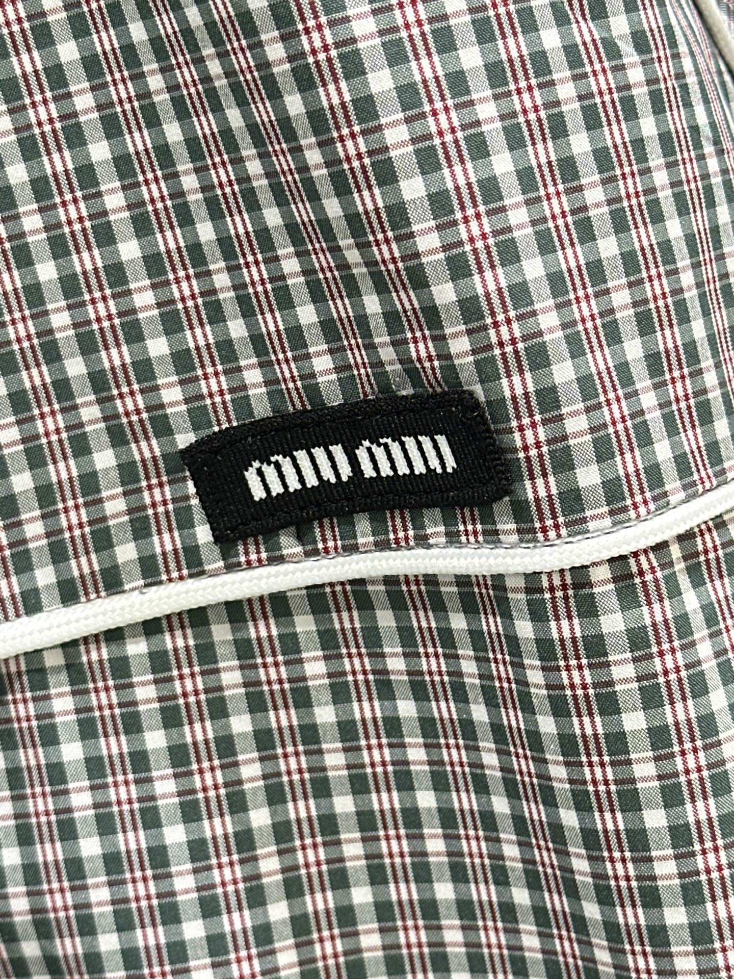 High-End Women’s Suit for Miu 25 SS: Elegant Design, Sports Style, Fashionable and Versatile. - 图片 4