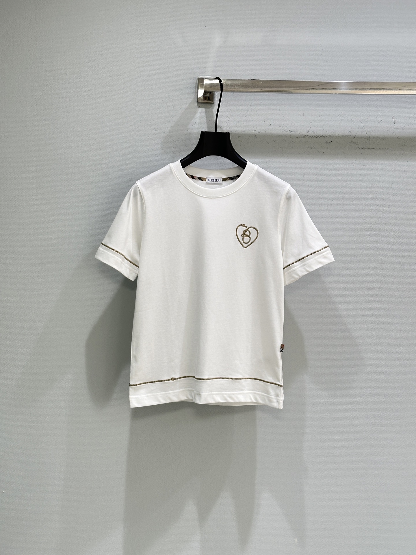 New Barbara’s 7th New Year T-shirts with Single-handed Female Suit Packaging - 图片 3