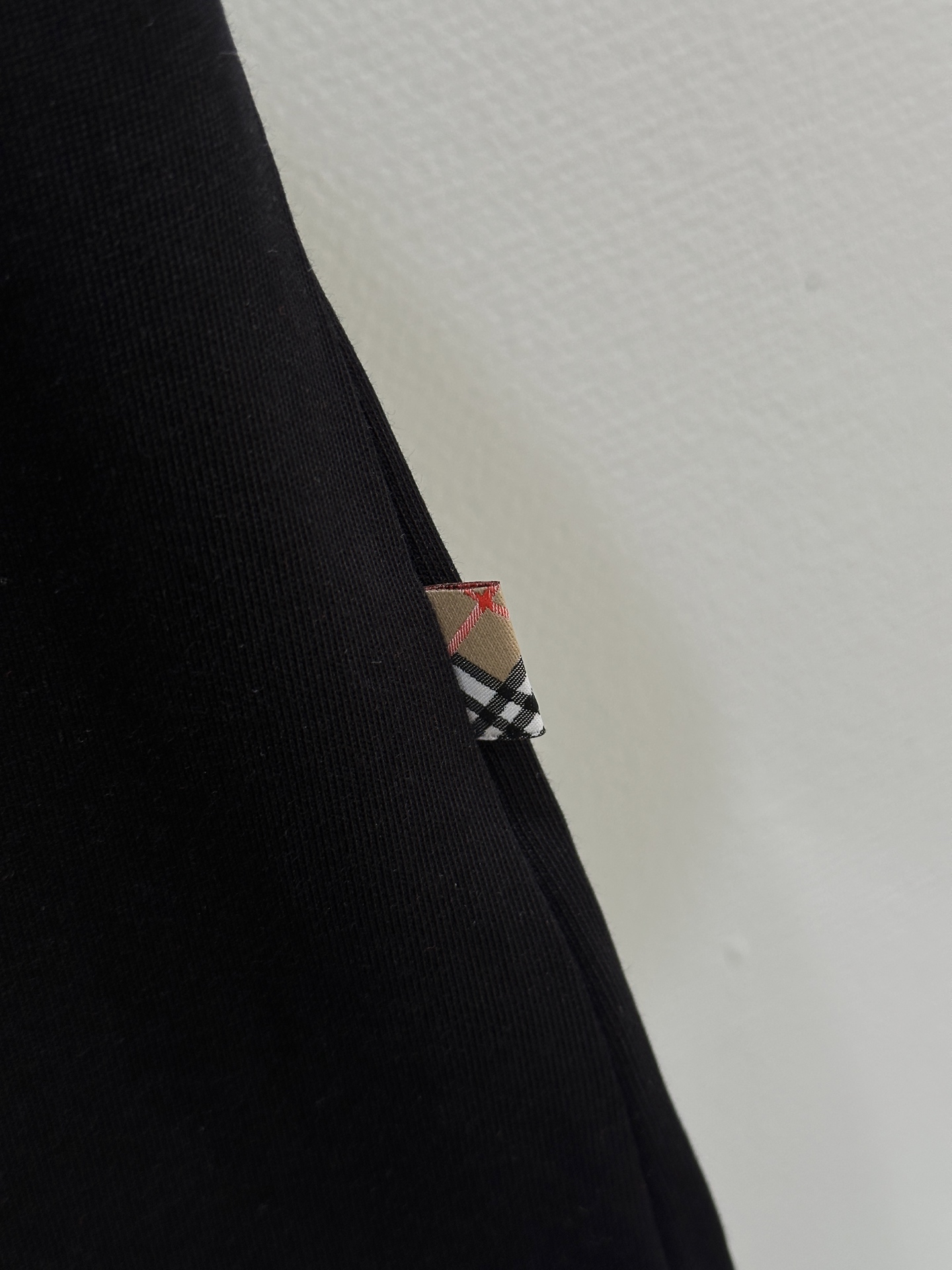 New Barbara’s 7th Year T-shirt with Single-Handed Female Suit Packaging - 图片 6