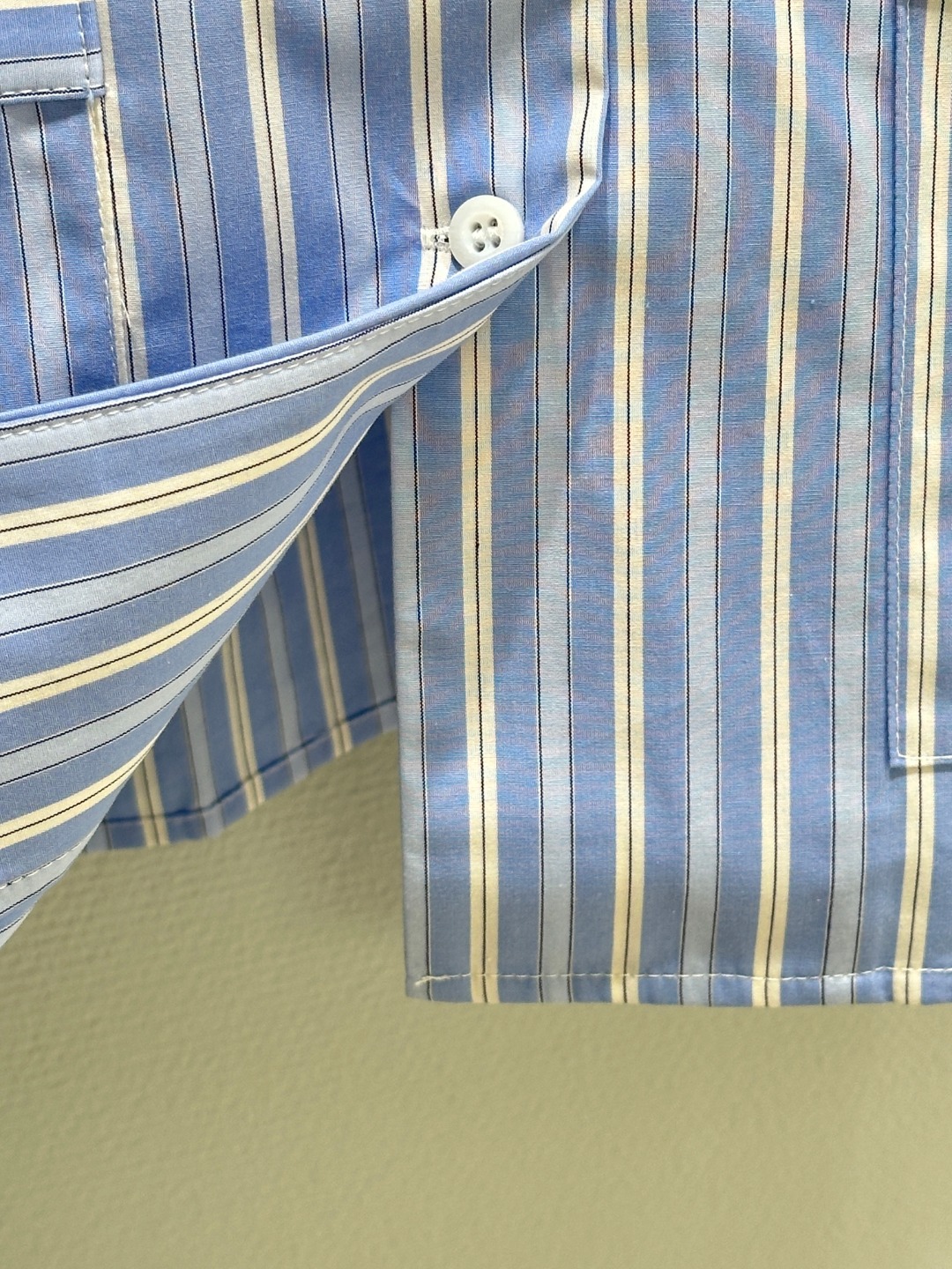 New Single-Size Female Suit: Inspired by Men’s Pajamas, Elegant Stripes, Multifunctional Details - 图片 6
