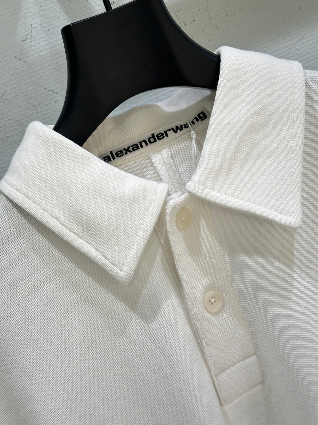 “New Single-Size Female Suit with Stubble Embroidery – White and Black – SML” - 图片 4