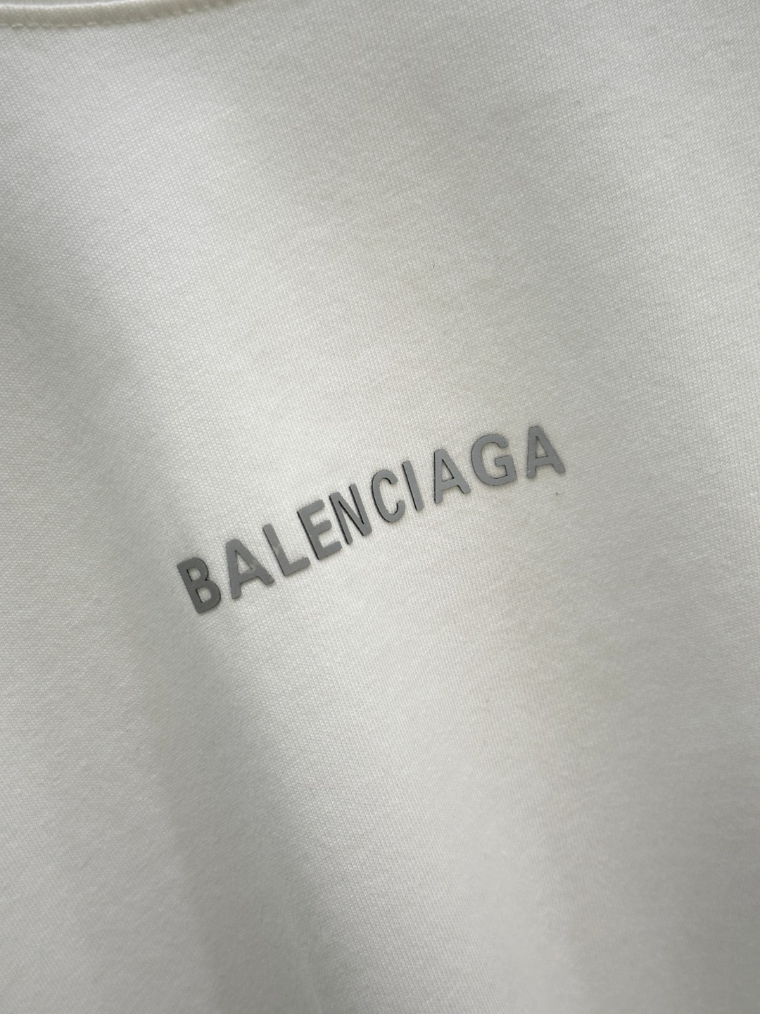 “New Baalenciaga Women’s Suit: Circle Design, Comfortable, Luxury Logo, Black/White, SML Sizes” - 图片 5