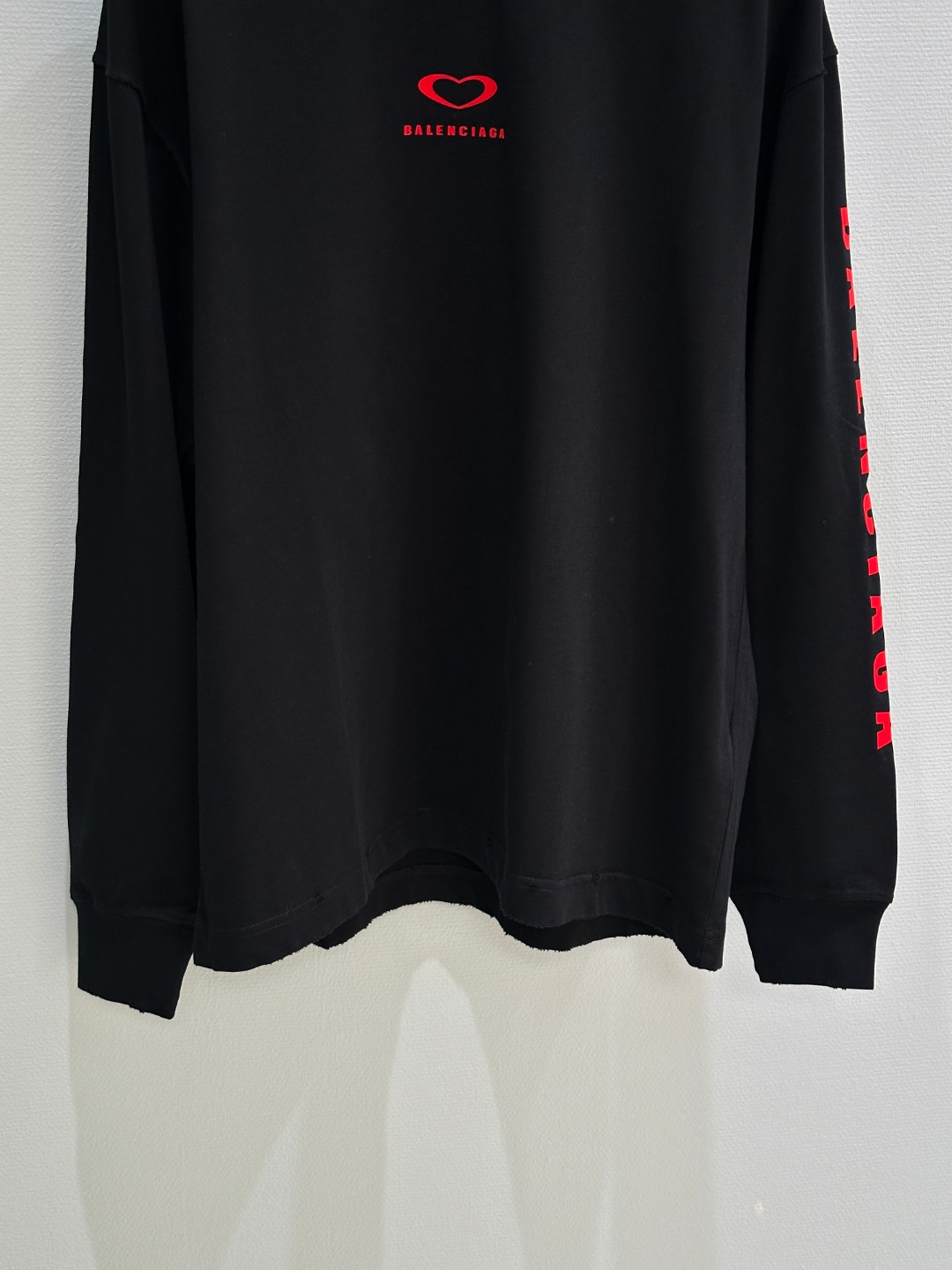 New Single-Rate Women’s Clothing: Velvet Detailing in Black and White (25 SS) - 图片 7